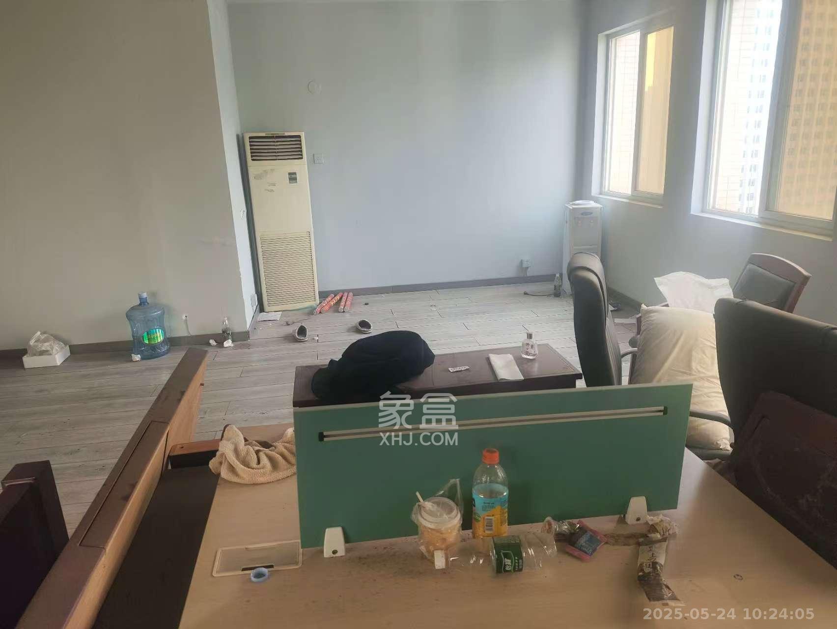 巧克力空间（建鸿达现代大厦）  0室1厅1卫   1800.00元/月室内图