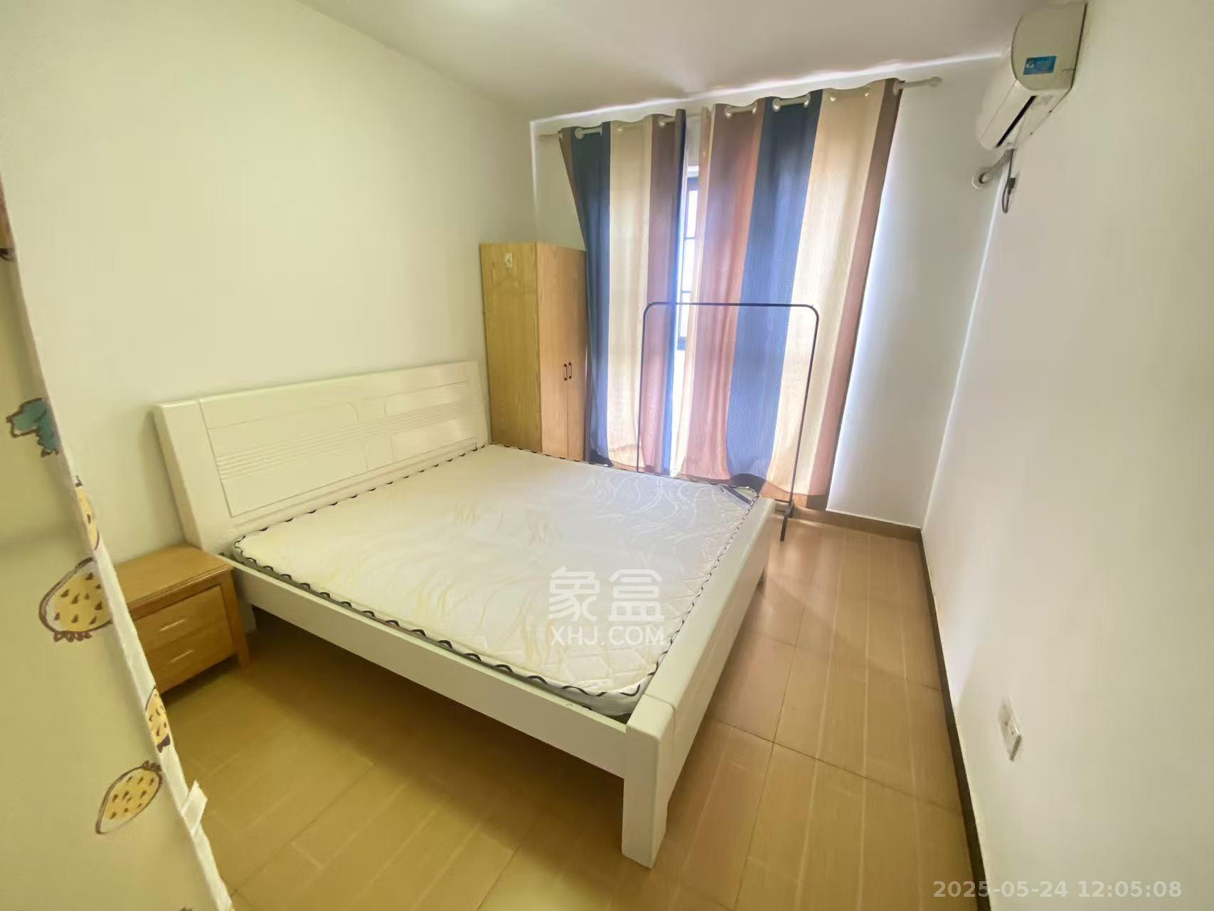 江南华府  3室2厅1卫    2600.0元/月室内图
