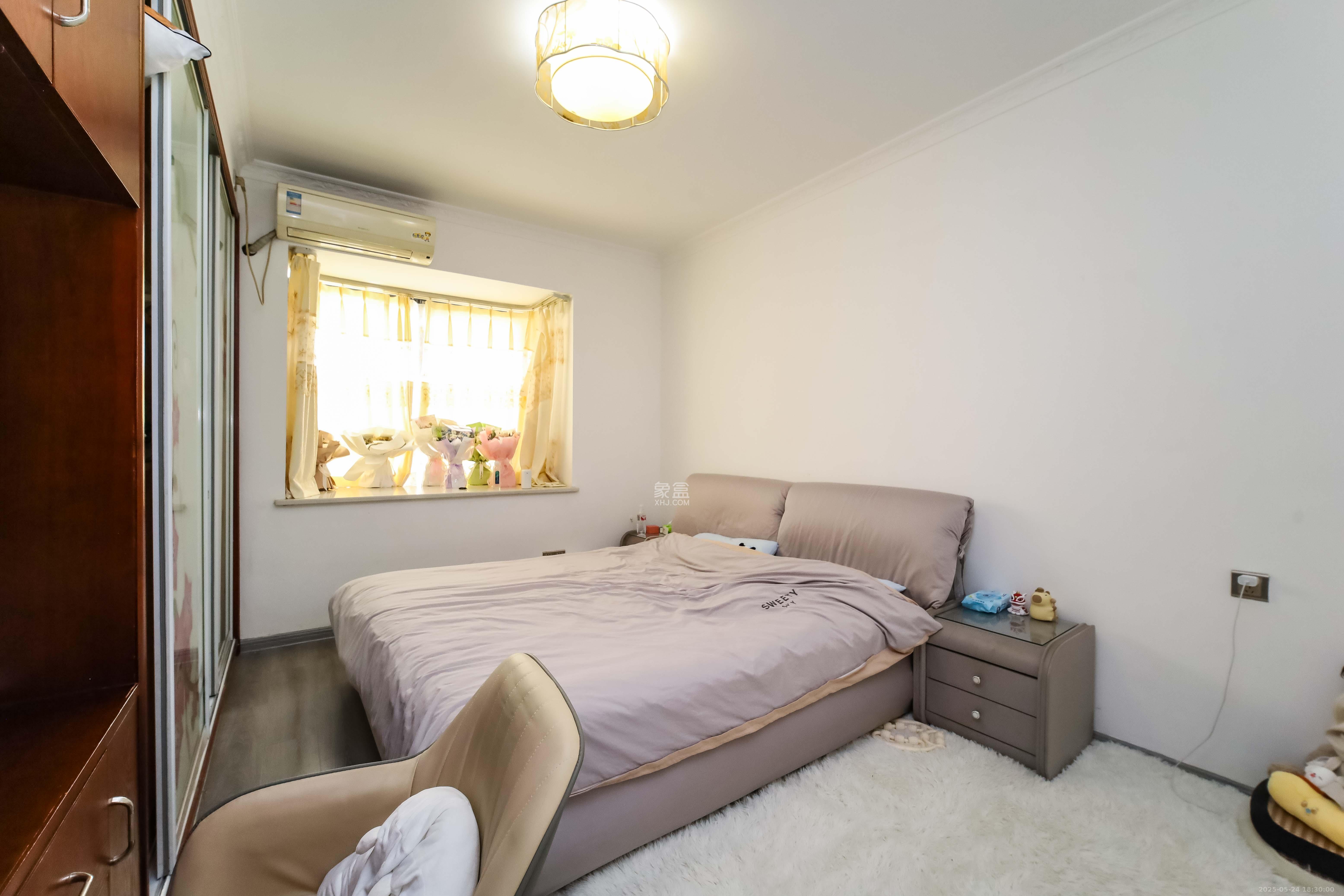 锦湘国际星城三期(锦绣苑) 3室2厅2卫 95.0万 锦湘国际星城三期(锦绣苑) 3室2厅2卫 95.0万卧室