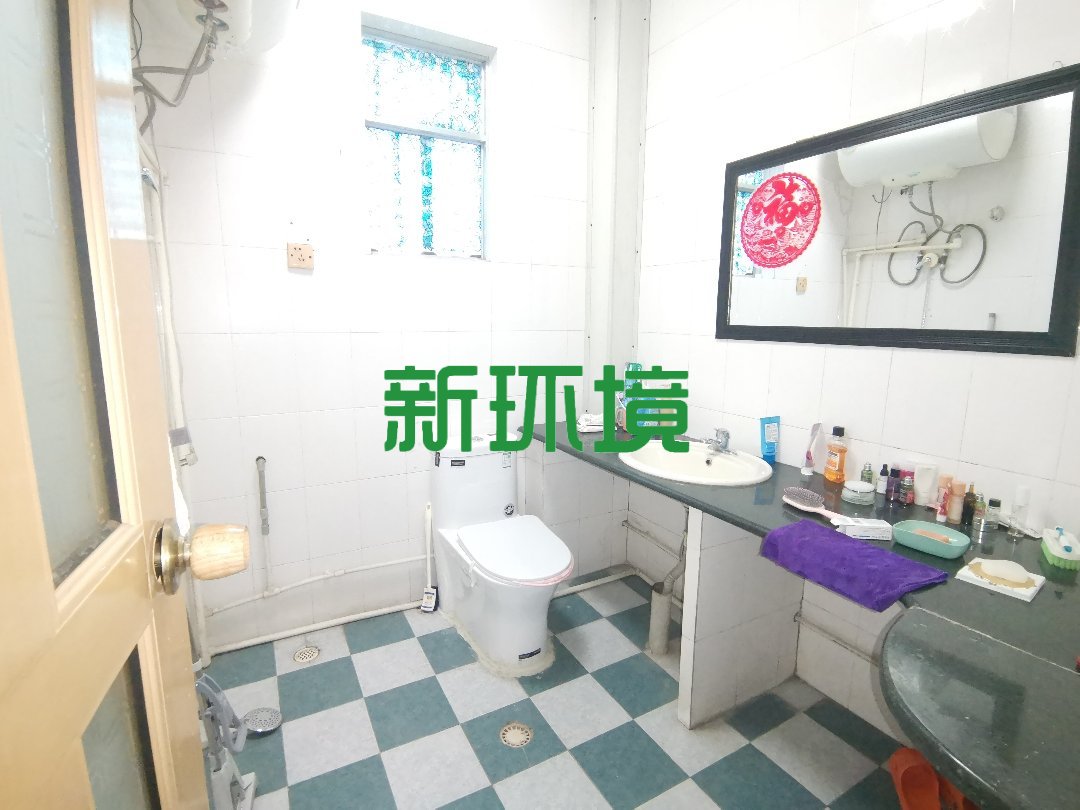 亘立龙凤小区 4室2厅2卫 2000.0元/月 亘立龙凤小区 4室2厅2卫 2000.0元/月室内图