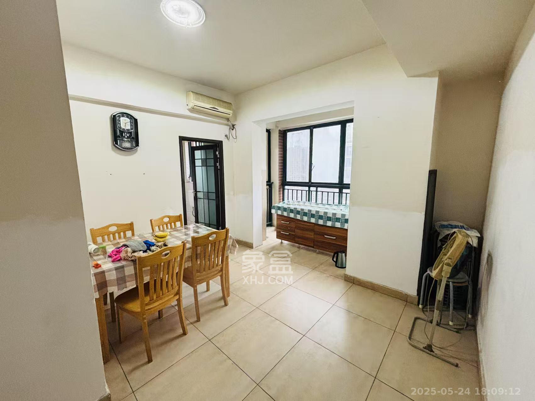 天城湖光山色 2室2厅2卫 1800.00元/月 天城湖光山色 2室2厅2卫 1800.00元/月室内图