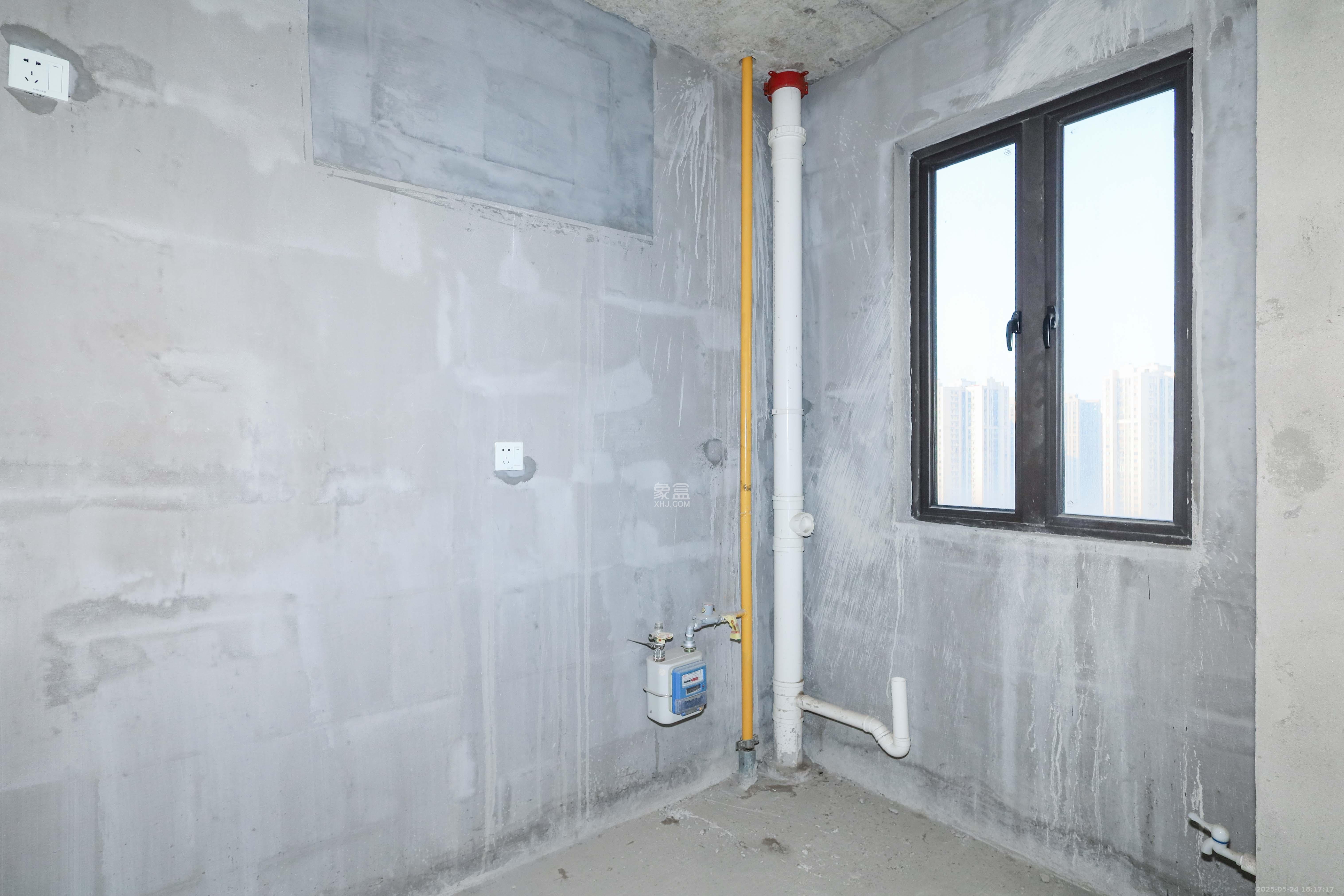 中国铁建梅溪青秀二期  4室2厅2卫   158.00万厨房