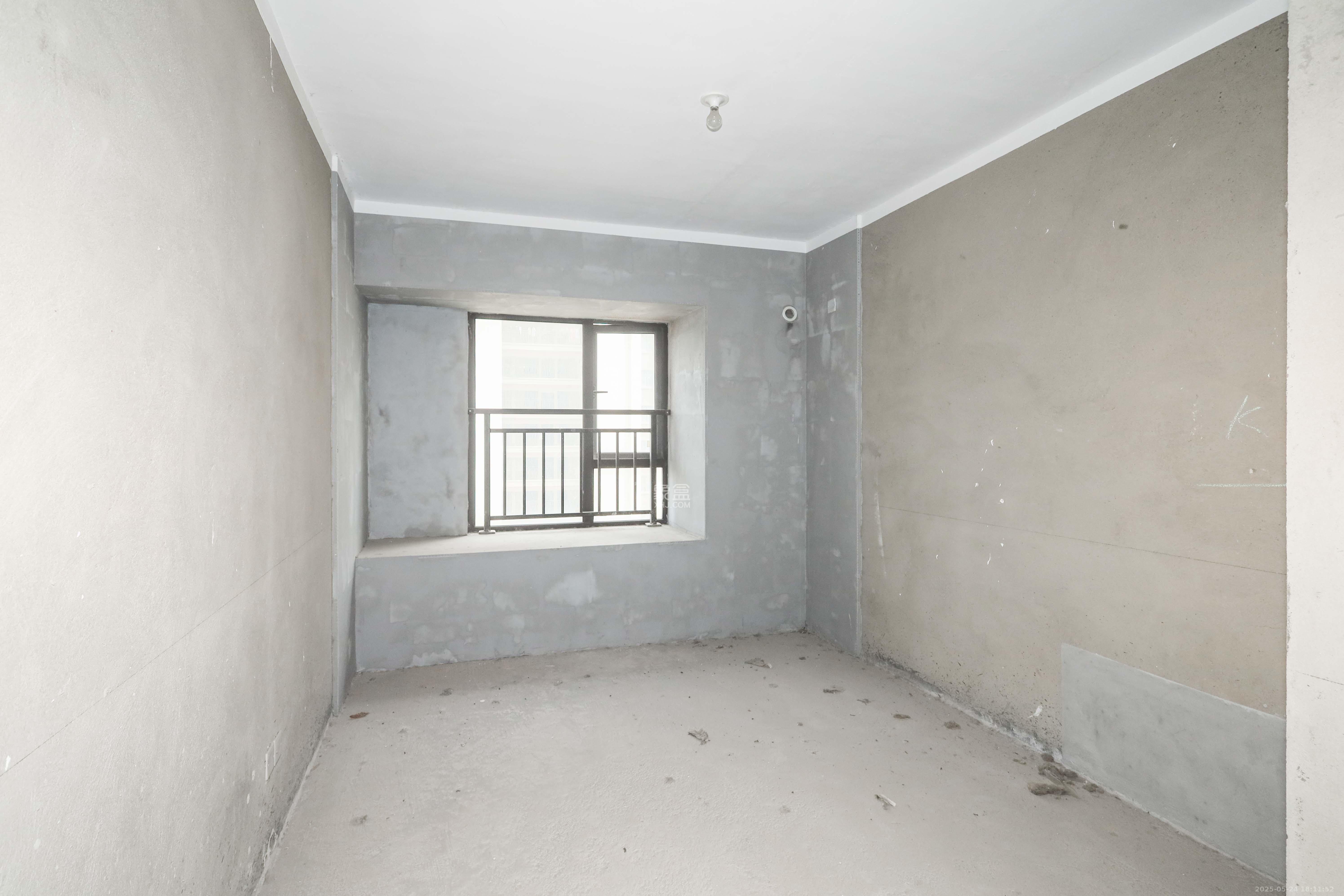 梅溪正荣府  4室2厅2卫    110.0万 梅溪正荣府  4室2厅2卫    110.0万卧室