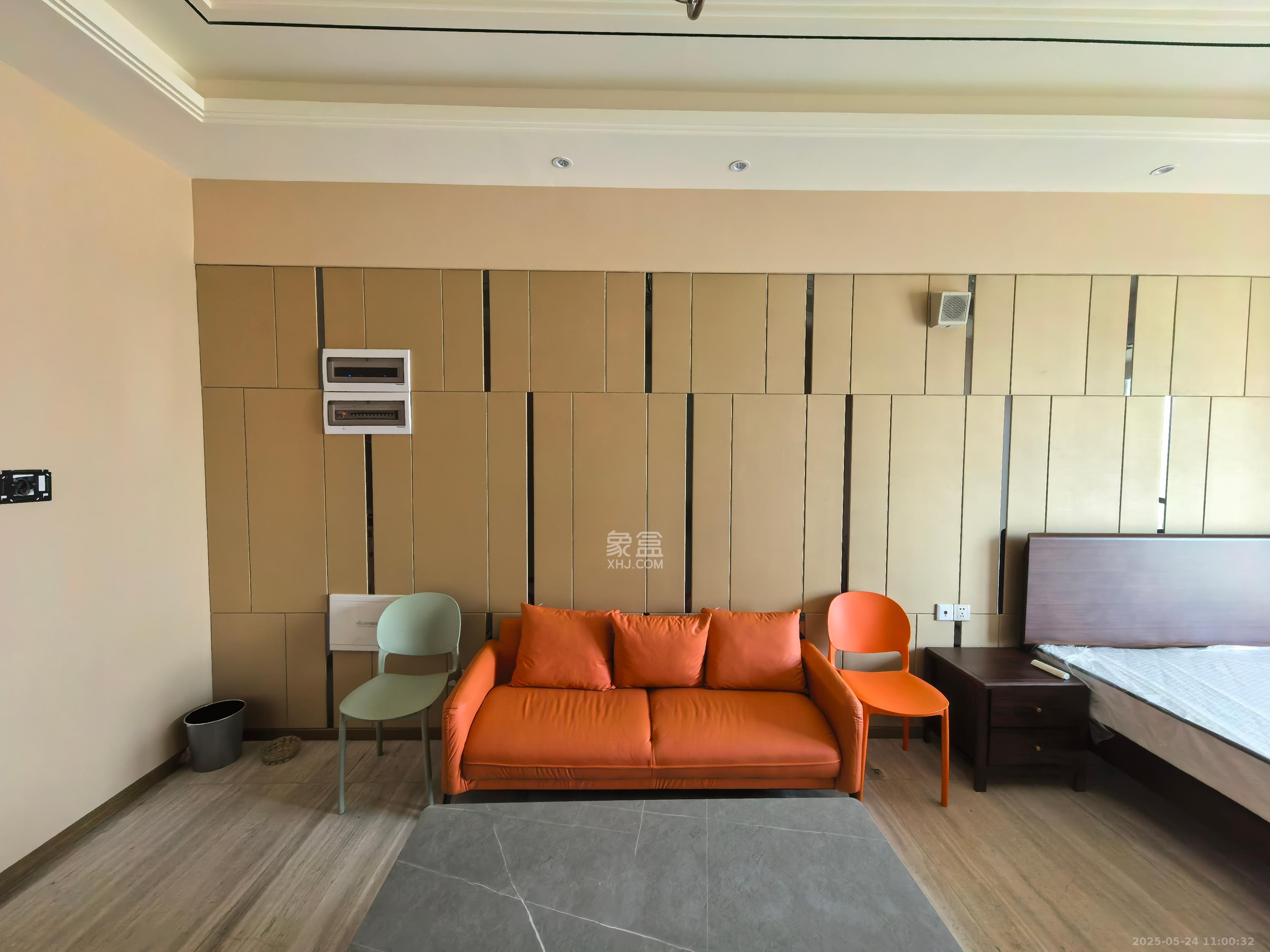 恒大誉府(融誉商业中心) 1室1厅1卫 1800.0元/月 恒大誉府(融誉商业中心) 1室1厅1卫 1800.0元/月室内图