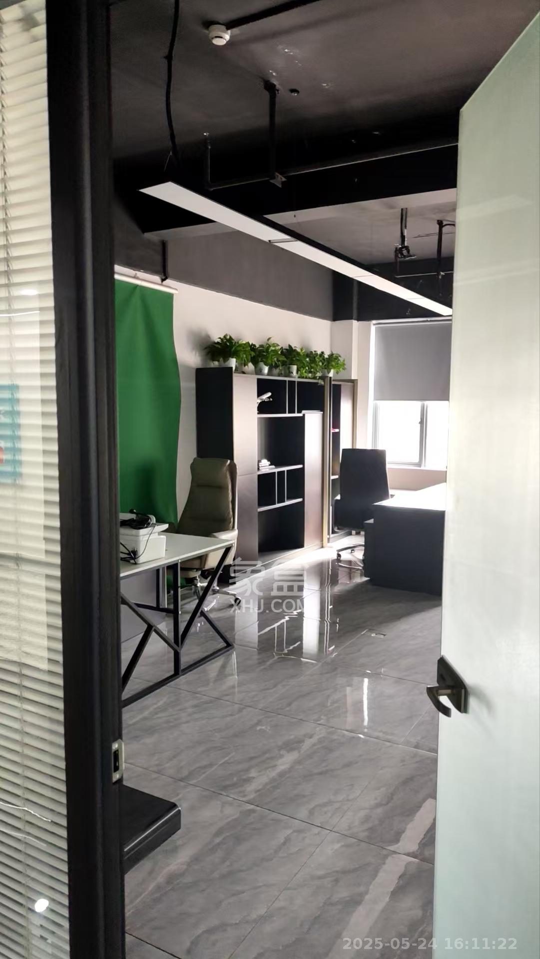 英维创新大厦   1300.0㎡      65000.0元/月室内图