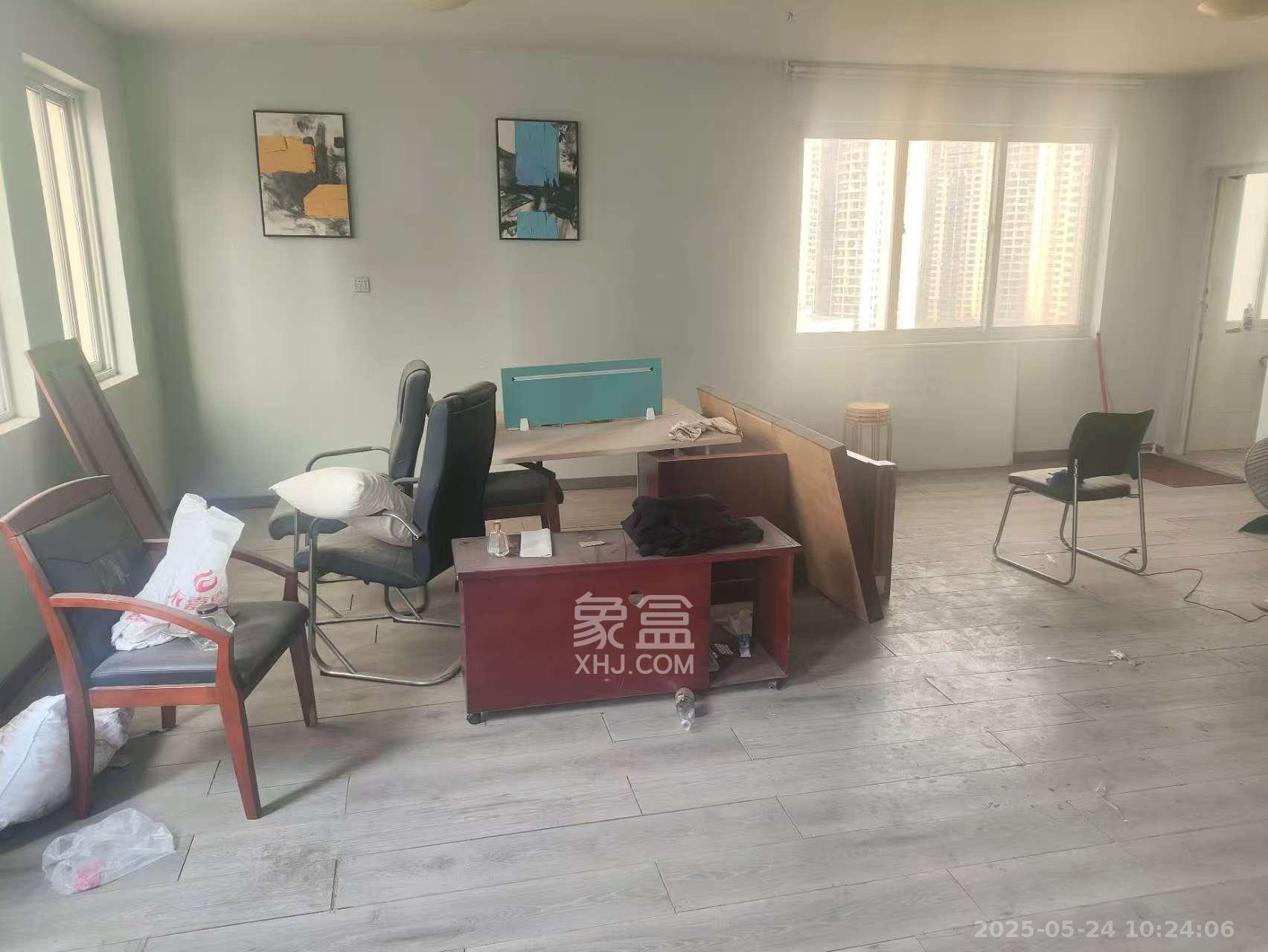 巧克力空间(建鸿达现代大厦) 0室1厅1卫 1800.0元/月 巧克力空间(建鸿达现代大厦) 0室1厅1卫 1800.0元/月室内图