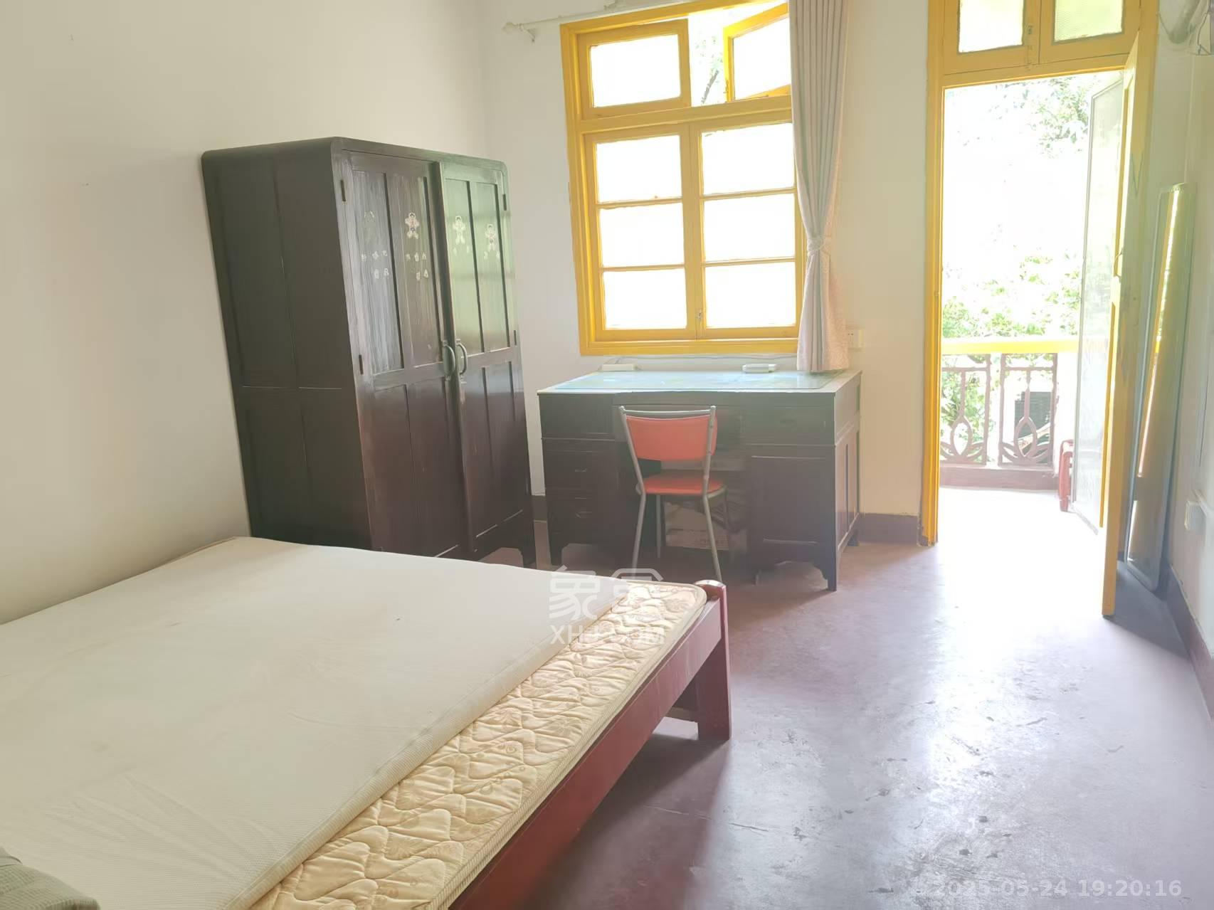 长坡水利水电机械厂宿舍 2室1厅1卫 1300.0元/月 长坡水利水电机械厂宿舍 2室1厅1卫 1300.0元/月室内图