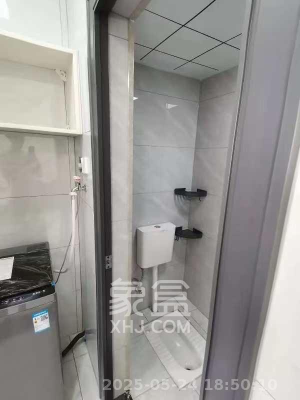 燕珑新寓  1室1厅1卫   1600.00元/月室内图