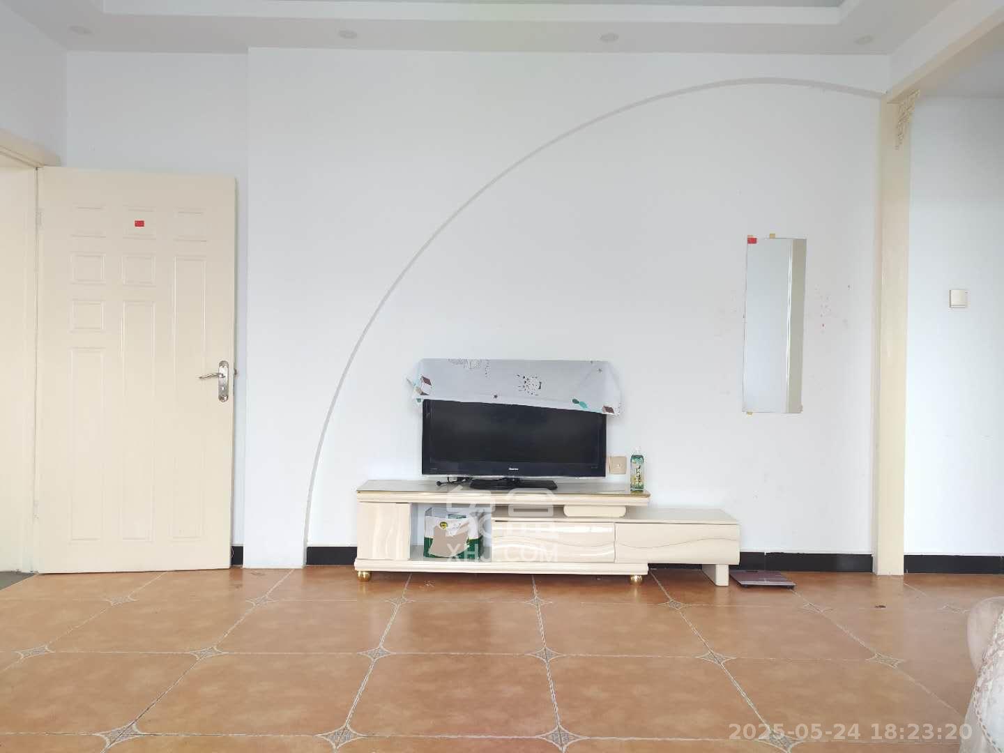 东方新世界  2室2厅1卫   2600.00元/月室内图