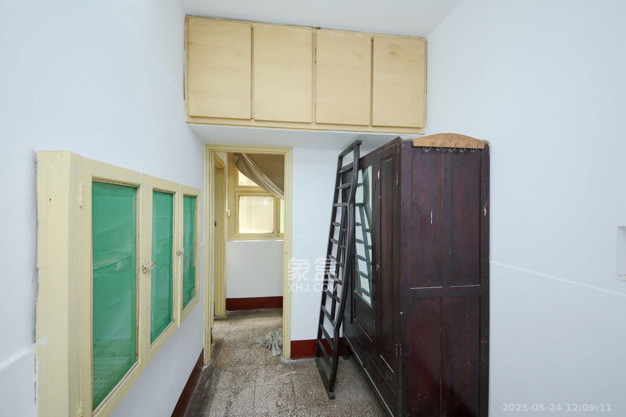 湖南省国防科技工业园(军工苑) 3室1厅1卫 2800.0元/月 湖南省国防科技工业园(军工苑) 3室1厅1卫 2800.0元/月室内图