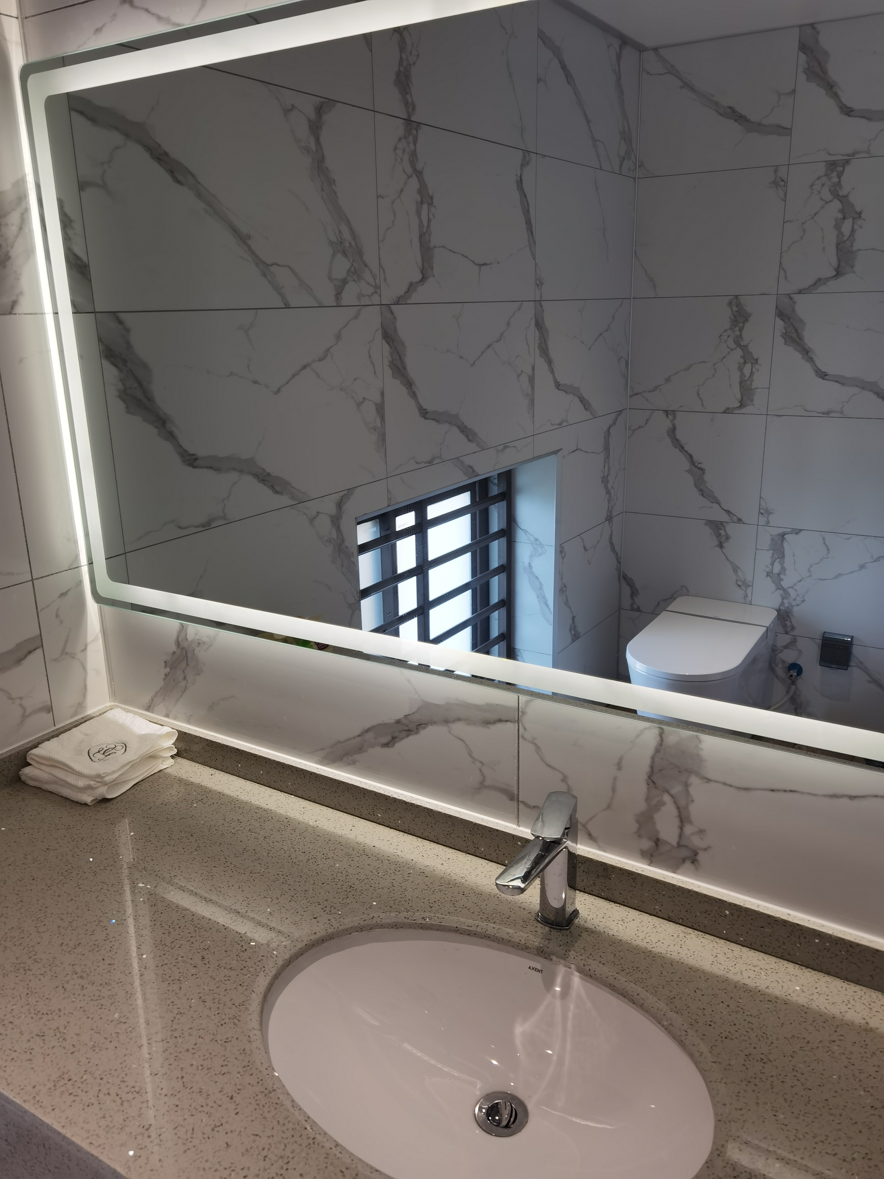 观澜湖观邸二期 5室2厅4卫 4000.0元/月 观澜湖观邸二期 5室2厅4卫 4000.0元/月室内图