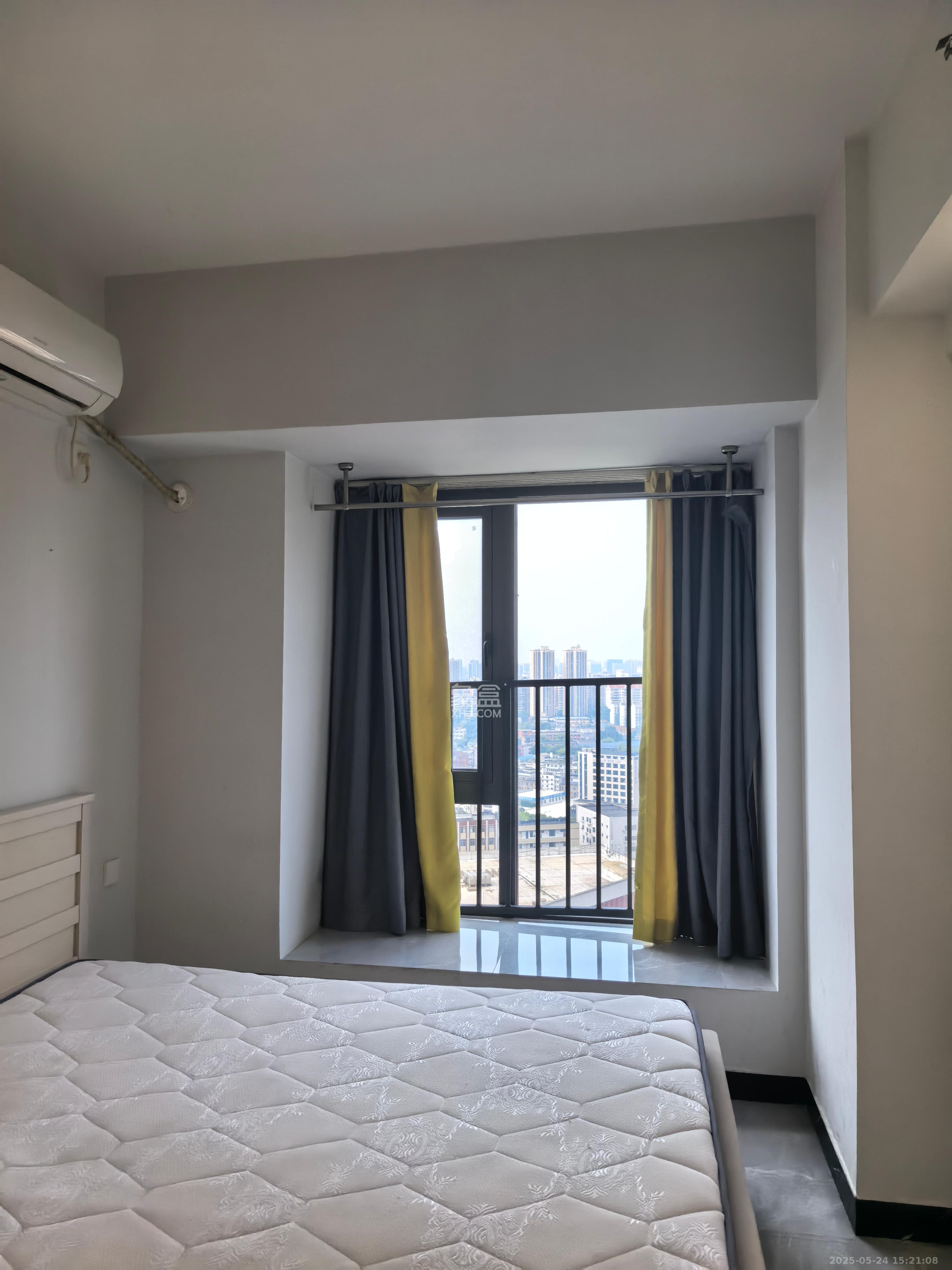 复地星光天地 1室0厅0卫 1800.0元/月 复地星光天地 1室0厅0卫 1800.0元/月室内图