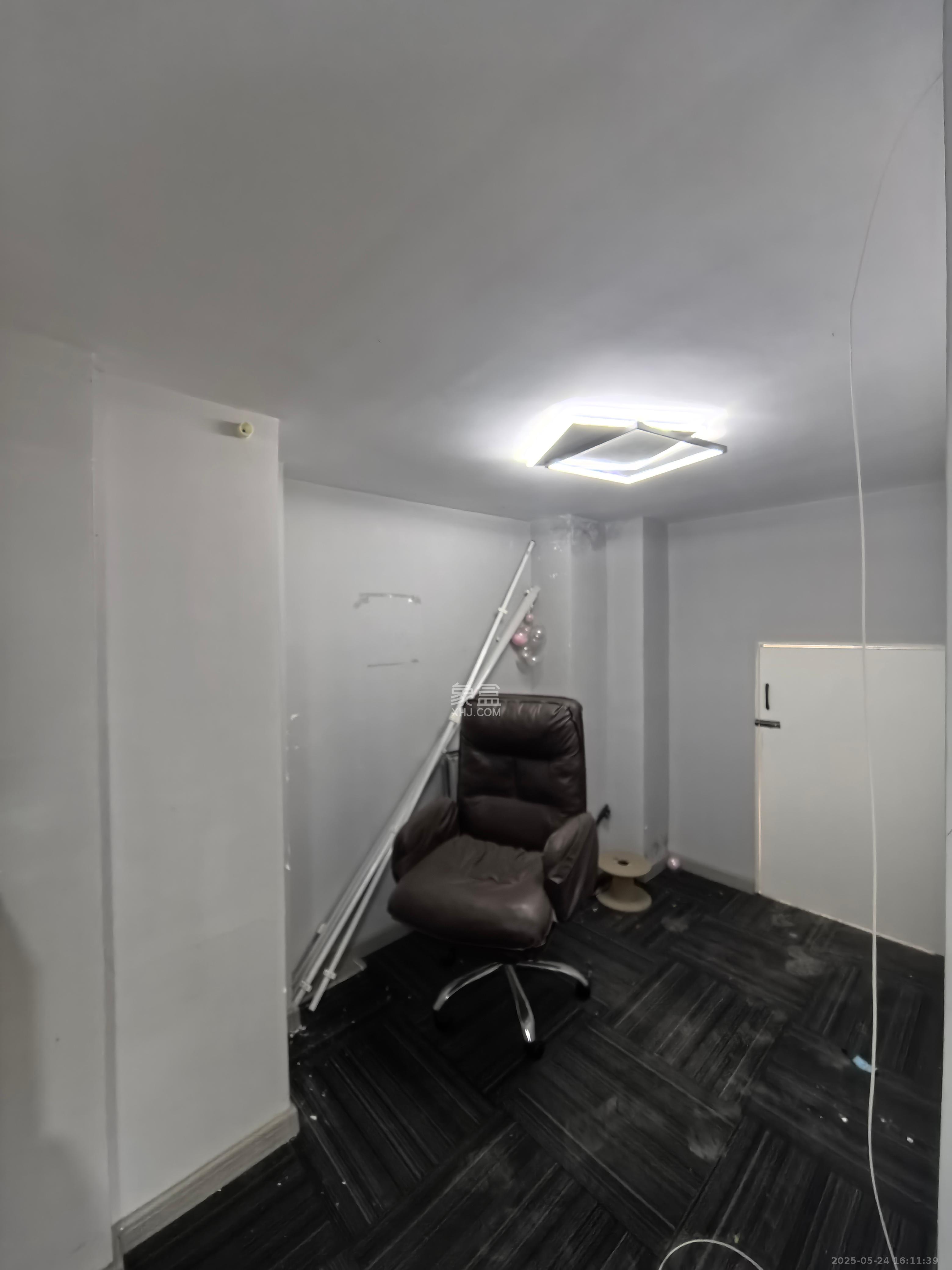 华润置地广场二期 2室0厅0卫 6000.0元/月 华润置地广场二期 2室0厅0卫 6000.0元/月室内图