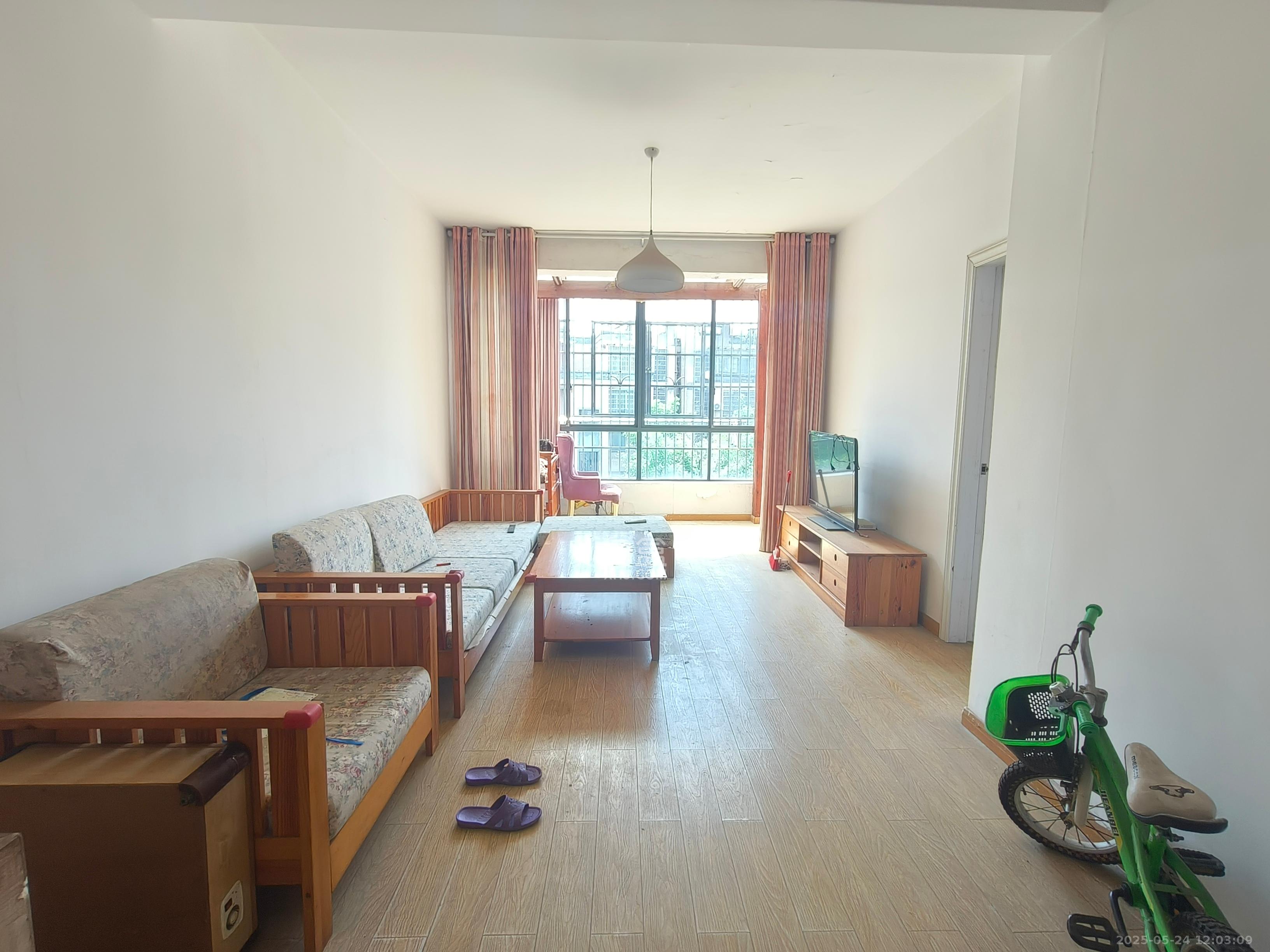 山水印象(愿景想山) 2室2厅1卫 1200.0元/月 山水印象(愿景想山) 2室2厅1卫 1200.0元/月室内图