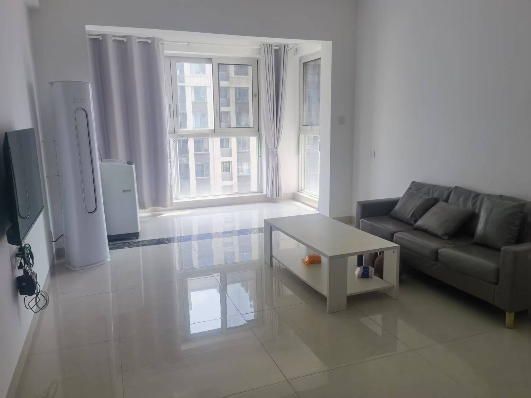 恩祥新城 2室1厅1卫 3500.0元/月 恩祥新城 2室1厅1卫 3500.0元/月室内图