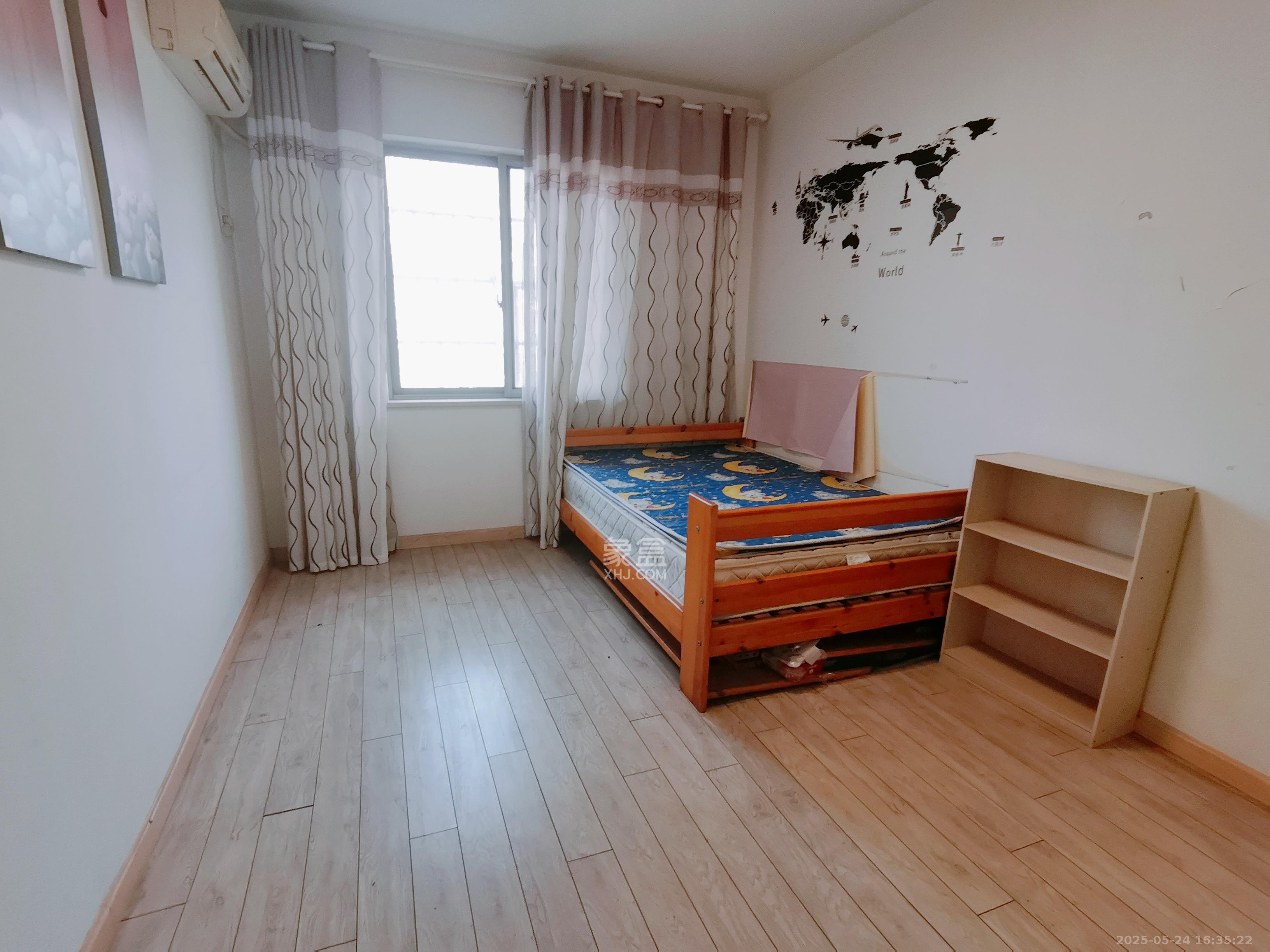 阳光100二期  1室0厅0卫   2700.00元/月室内图