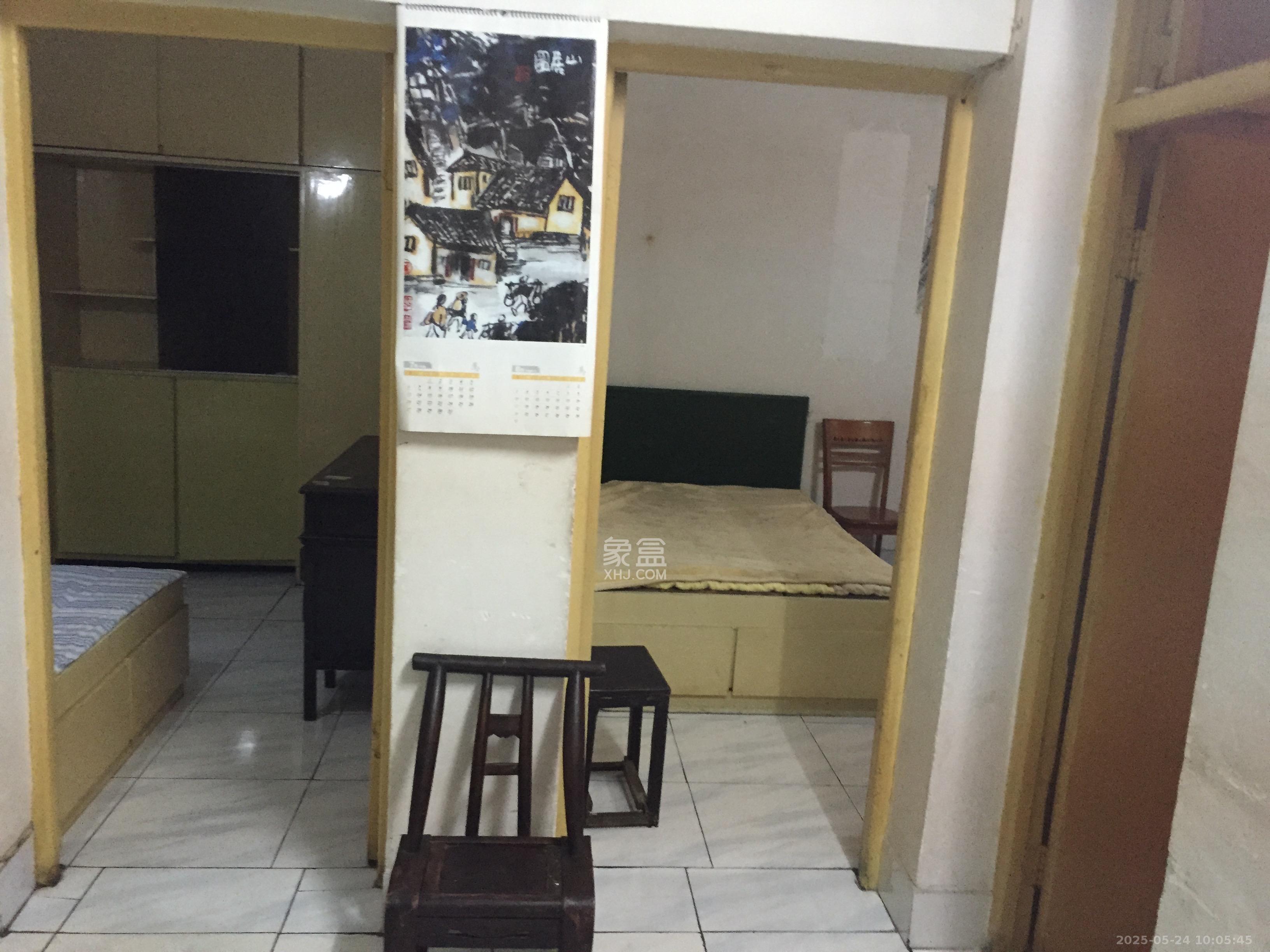 清水塘社区一中宿舍 3室1厅1卫 4600.0元/月 清水塘社区一中宿舍 3室1厅1卫 4600.0元/月室内图