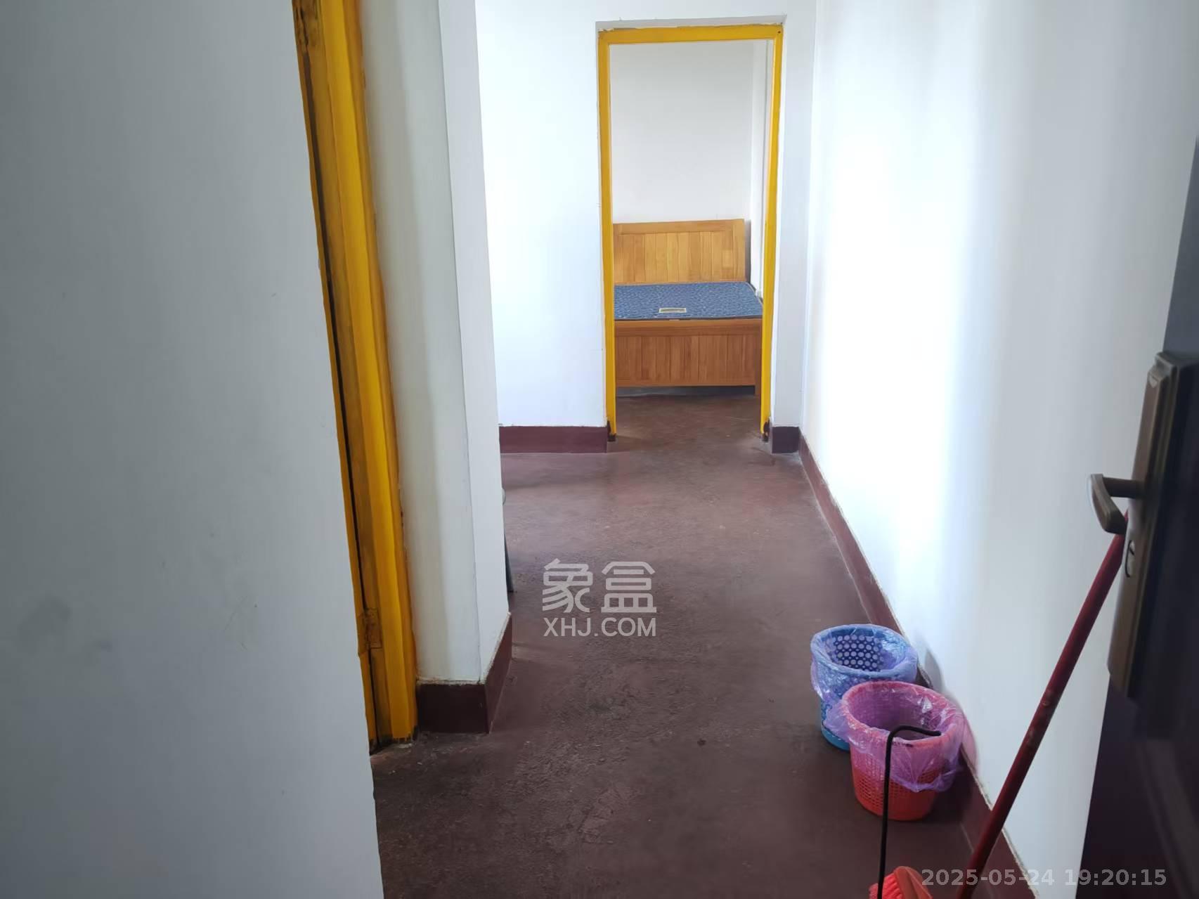 长坡水利水电机械厂宿舍 2室1厅1卫 1300.0元/月 长坡水利水电机械厂宿舍 2室1厅1卫 1300.0元/月室内图