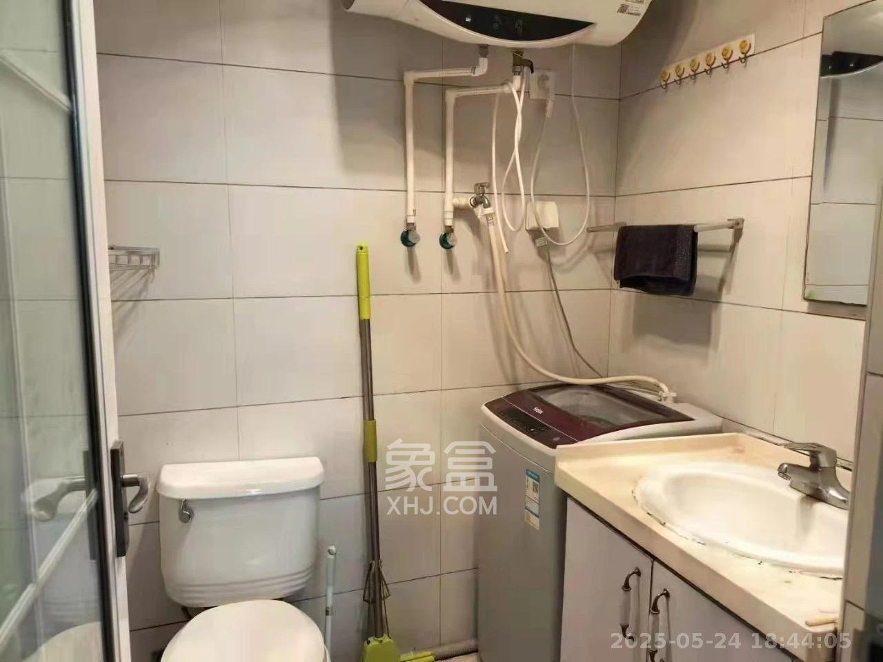 昊天大厦  2室1厅1卫   2300.00元/月室内图