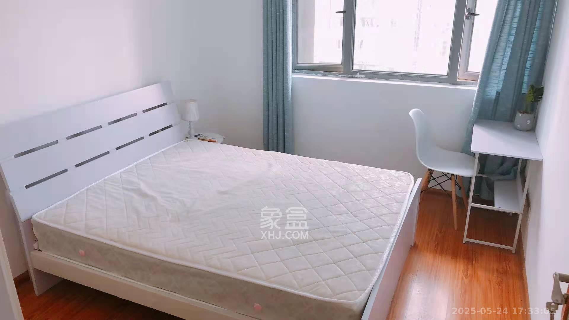 八方小区C区  3室2厅1卫   4000.00元/月室内图