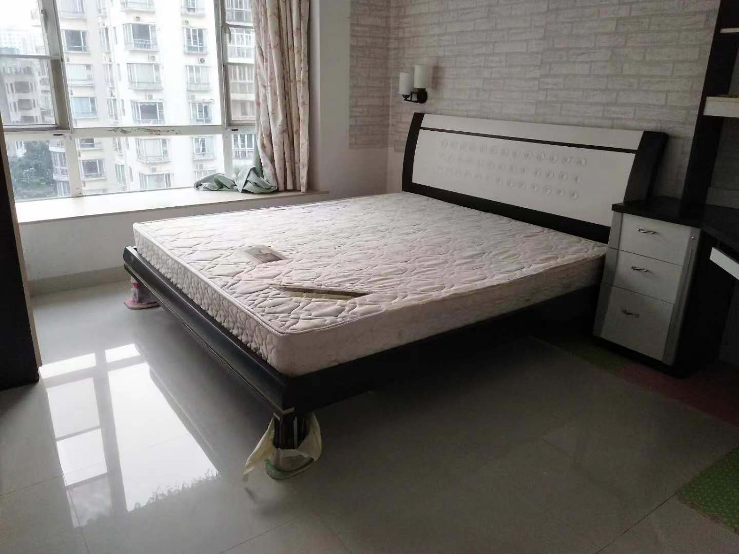 耀江花园  2室2厅1卫   2200.00元/月室内图