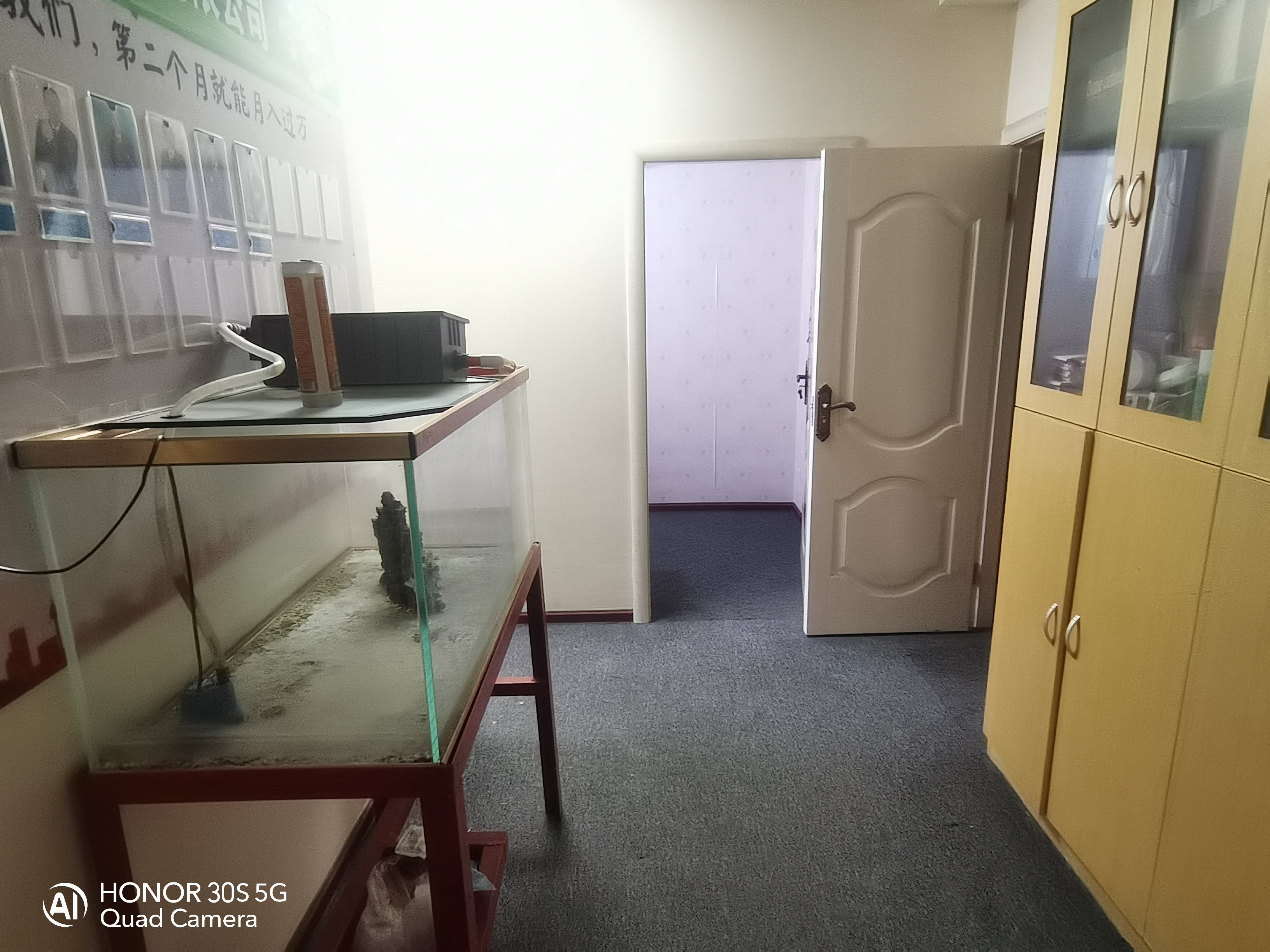 春园步行街--钻石街 2室1厅1卫 35.0万 春园步行街--钻石街 2室1厅1卫 35.0万室内图