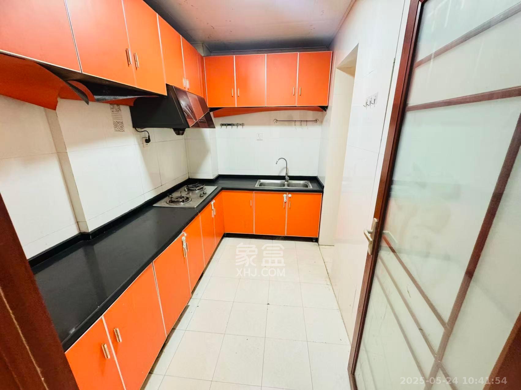 欧园 1室1厅1卫 1800.0元/月 欧园 1室1厅1卫 1800.0元/月室内图