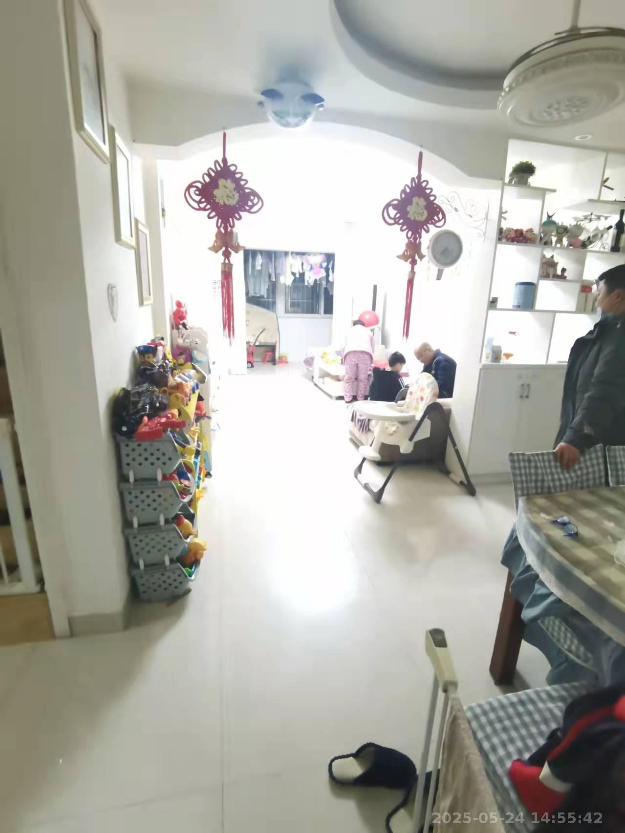 春满江南  4室2厅1卫   1000.00元/月室内图