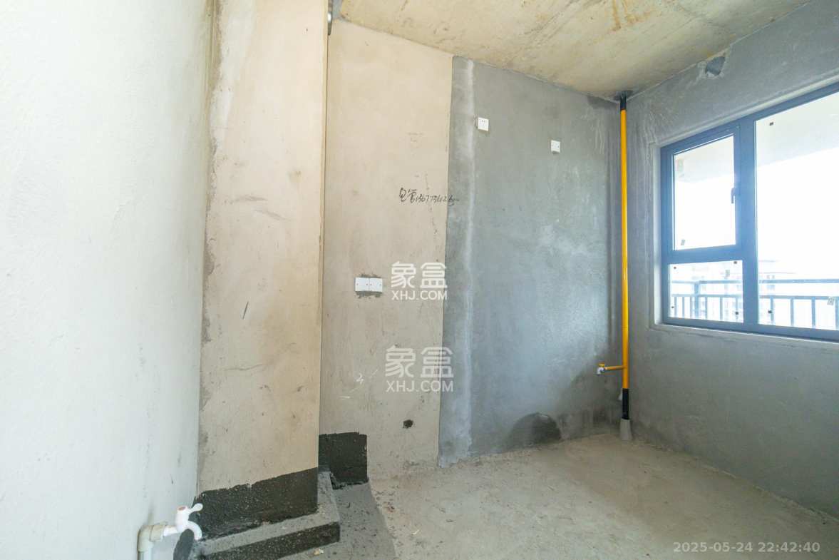 中梁正荣府 4室2厅1卫 113.8万 中梁正荣府 4室2厅1卫 113.8万厨房