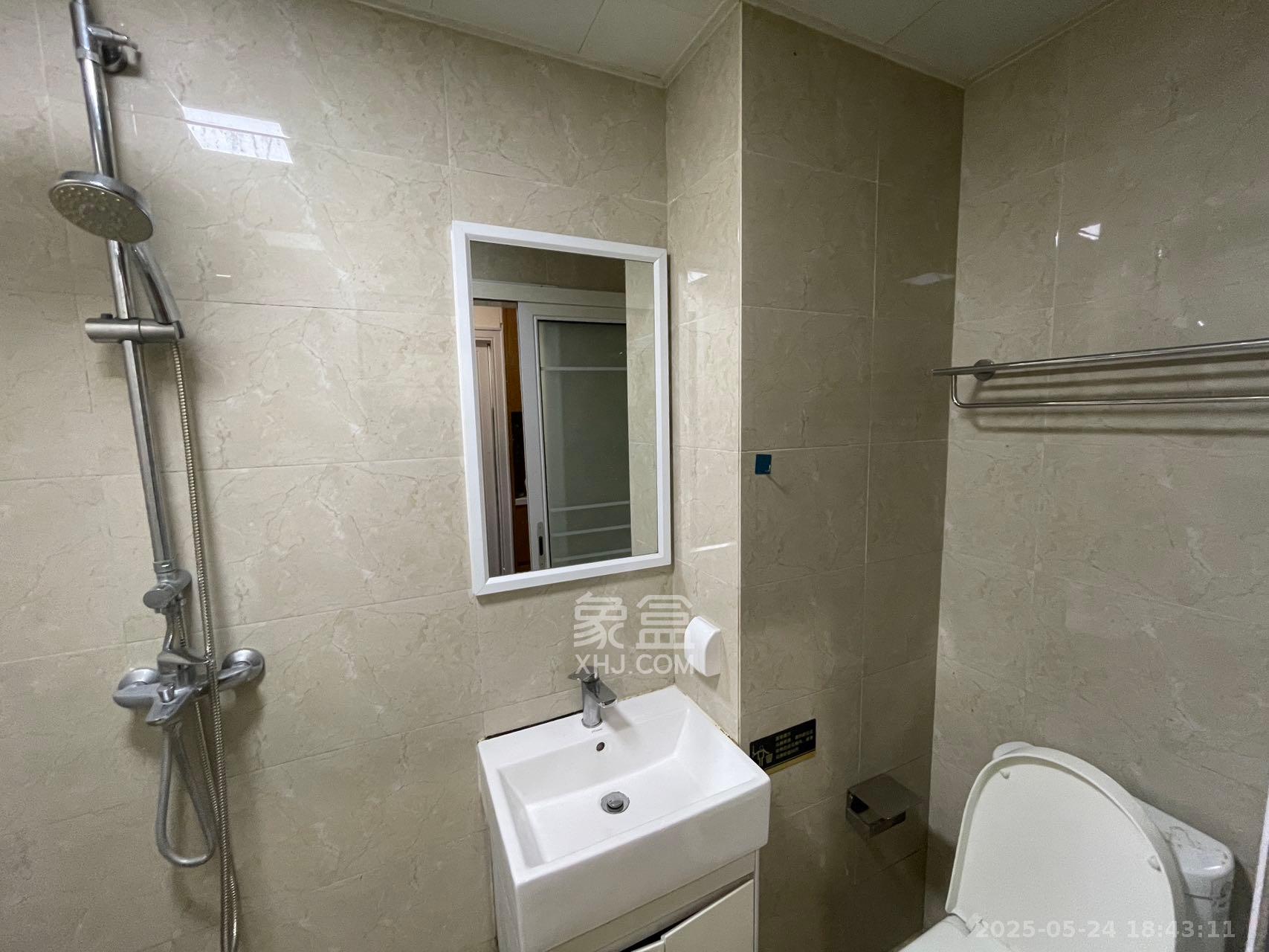 中建信和城  1室1厅1卫    1500.0元/月 中建信和城  1室1厅1卫    1500.0元/月室内图