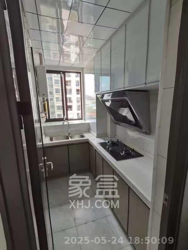 燕珑新寓  1室1厅1卫   1600.00元/月室内图