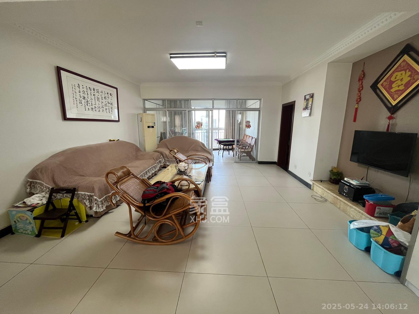 华雅花园 3室2厅2卫 4100.0元/月 华雅花园 3室2厅2卫 4100.0元/月室内图