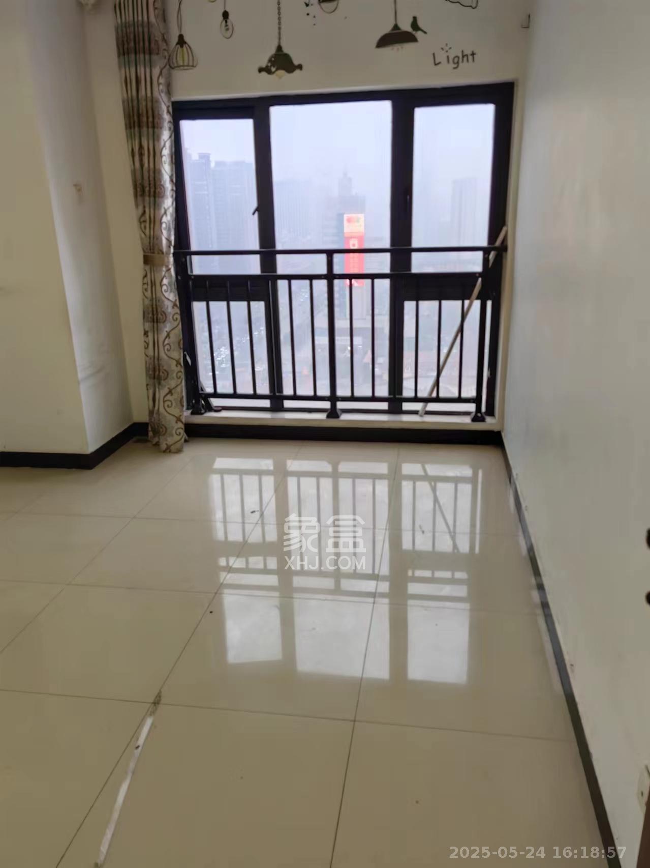 星大峰汇商务楼 1室1厅1卫 1800.0元/月 星大峰汇商务楼 1室1厅1卫 1800.0元/月室内图