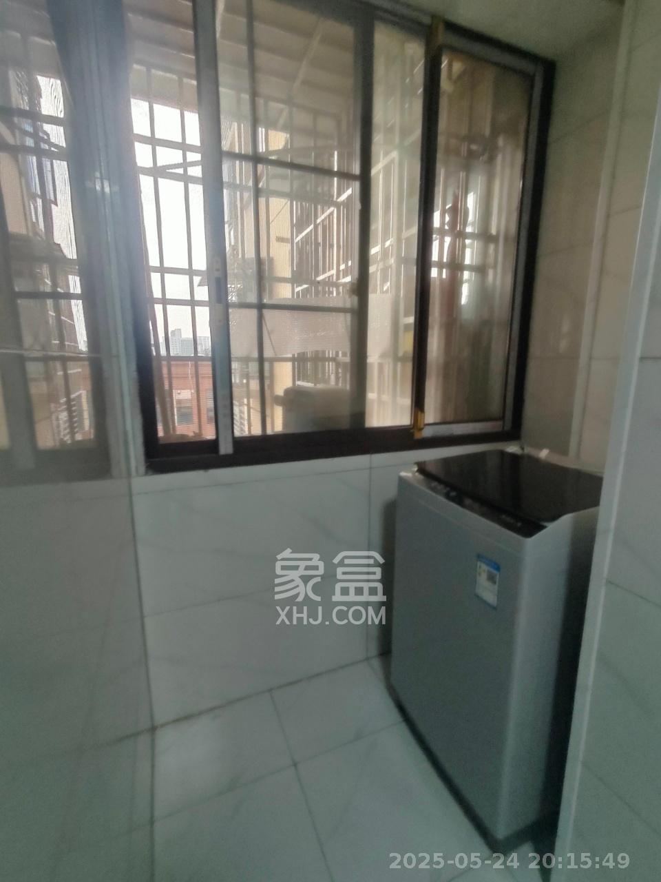 和润园三期  1室1厅1卫    1500.0元/月室内图