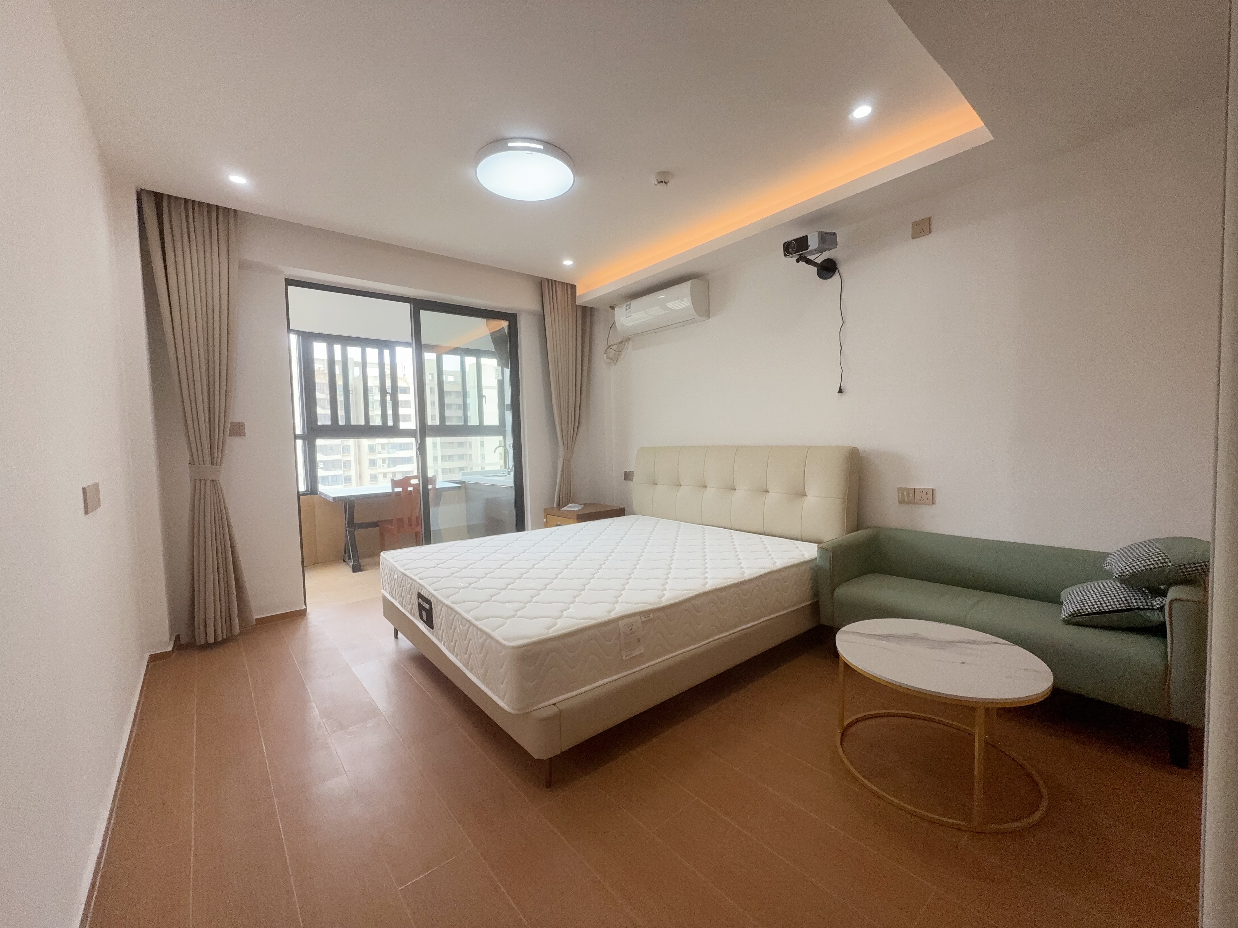 新城吾悦广场 1室0厅1卫 1800.0元/月 新城吾悦广场 1室0厅1卫 1800.0元/月室内图