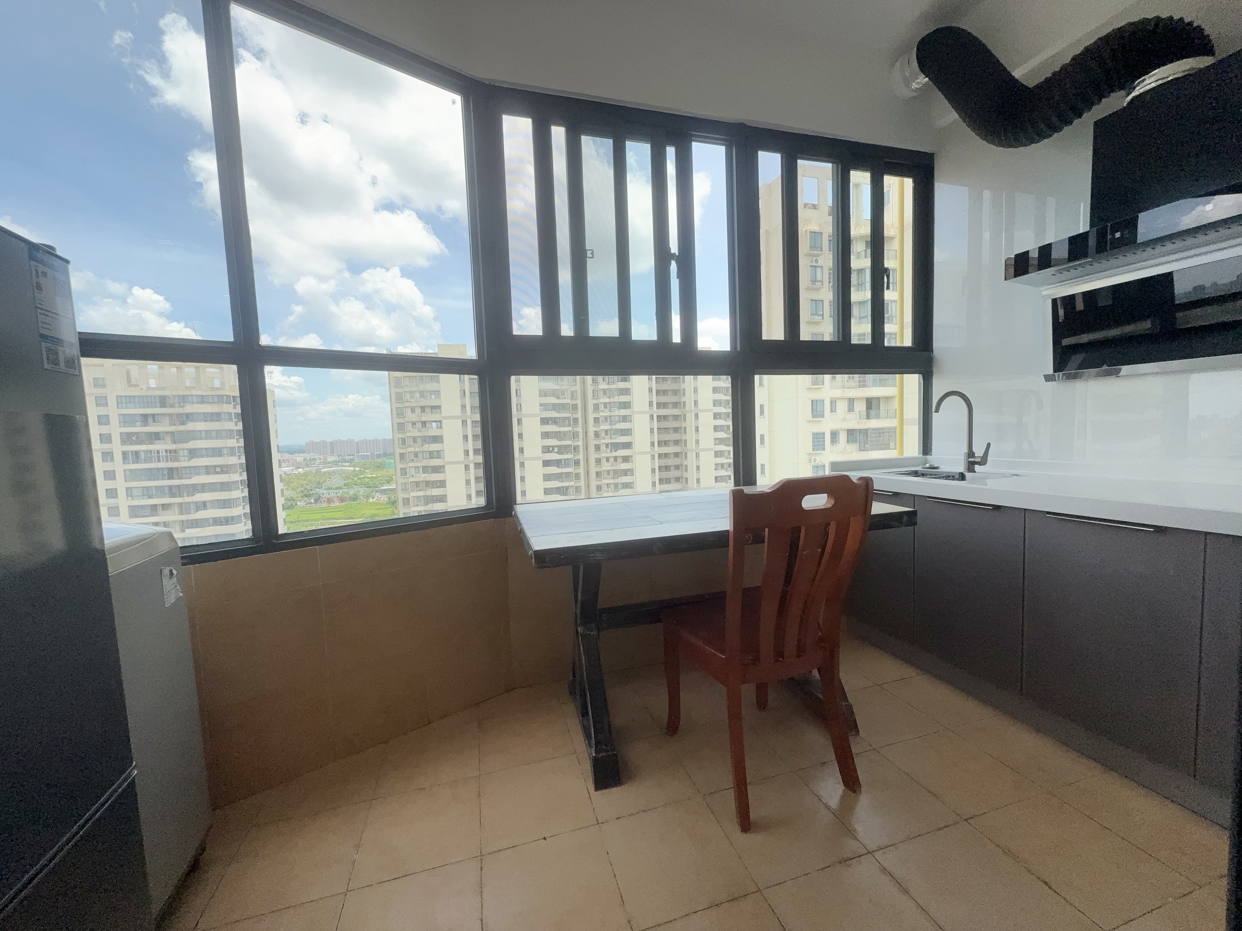 新城吾悦广场 1室0厅1卫 1800.0元/月 新城吾悦广场 1室0厅1卫 1800.0元/月室内图