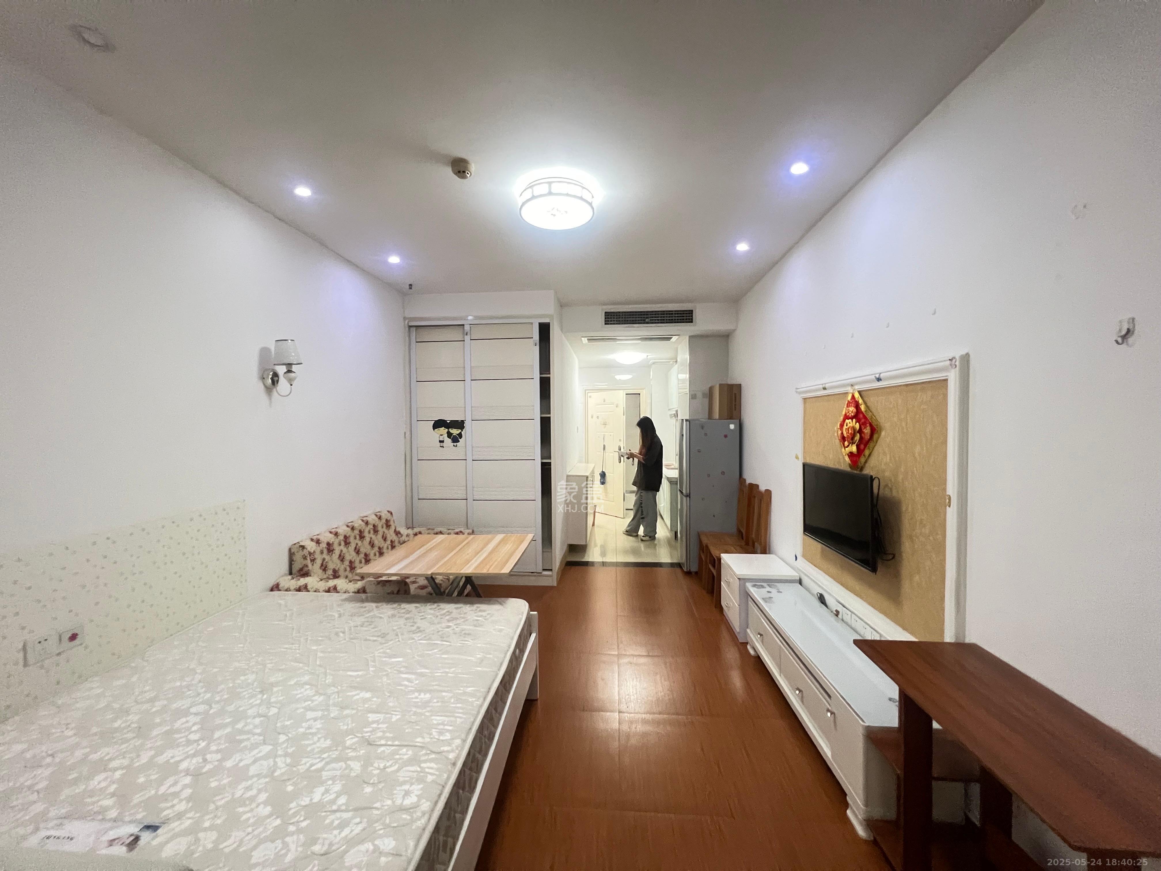 御溪国际 1室1厅1卫 1500.0元/月 御溪国际 1室1厅1卫 1500.0元/月室内图