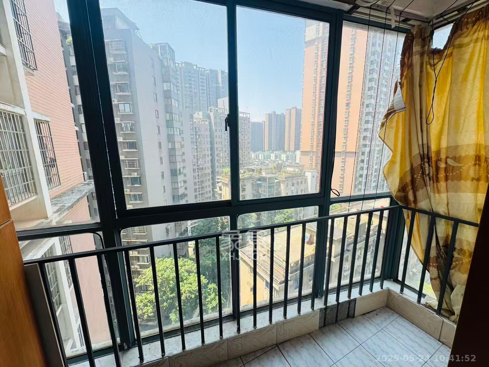 欧园  1室1厅1卫    1800.0元/月室内图