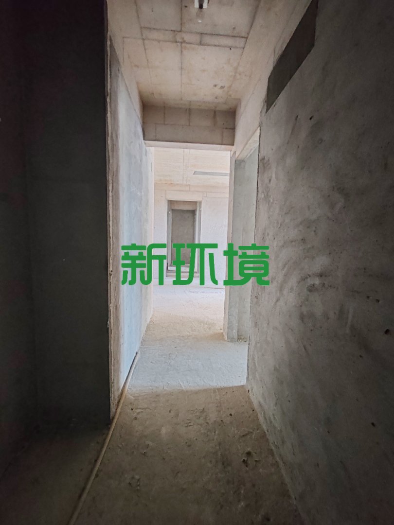 宁邦广场  4室2厅2卫   80.00万客厅