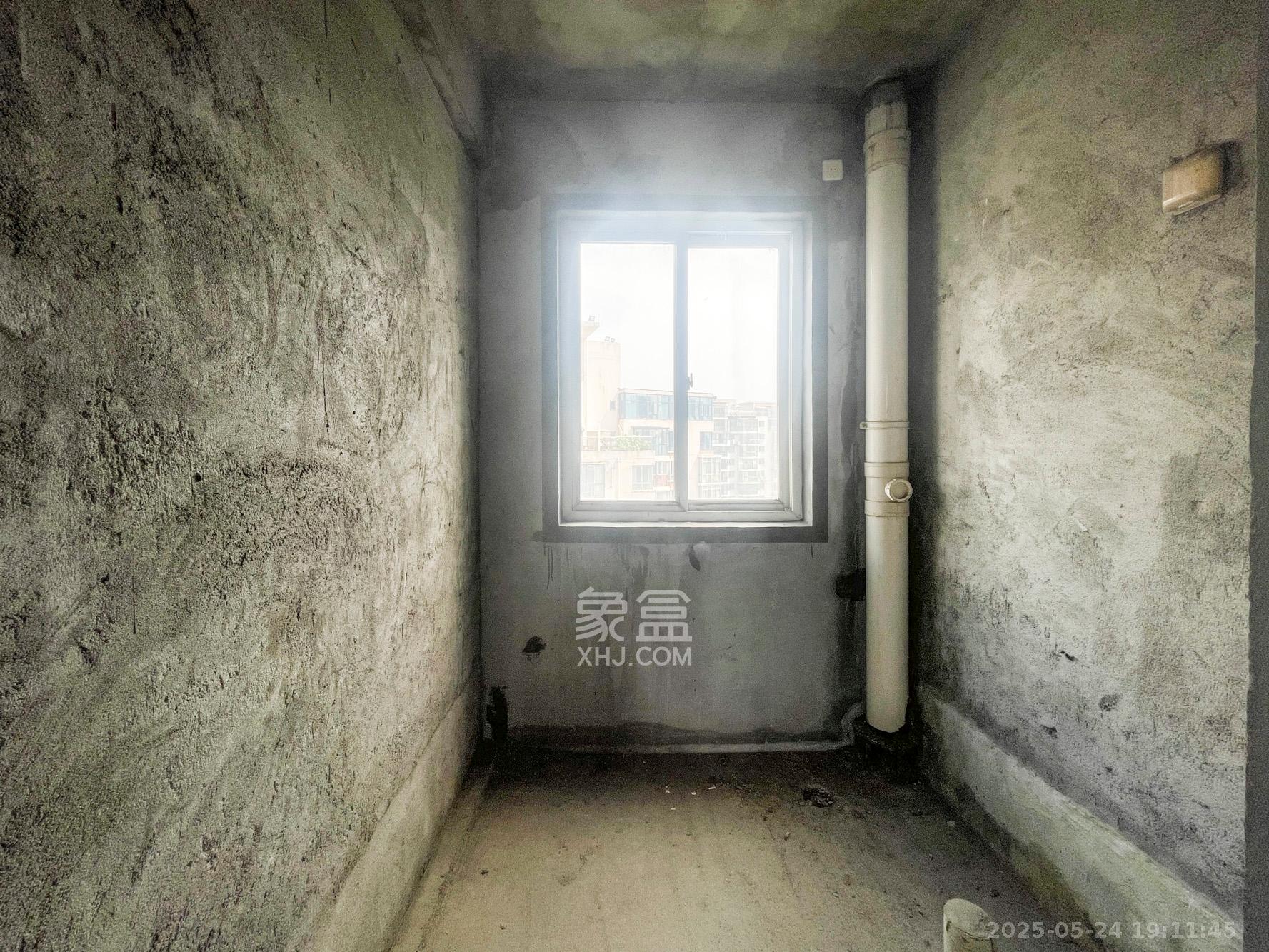 山语城一期 2室2厅1卫 55.0万 山语城一期 2室2厅1卫 55.0万其他