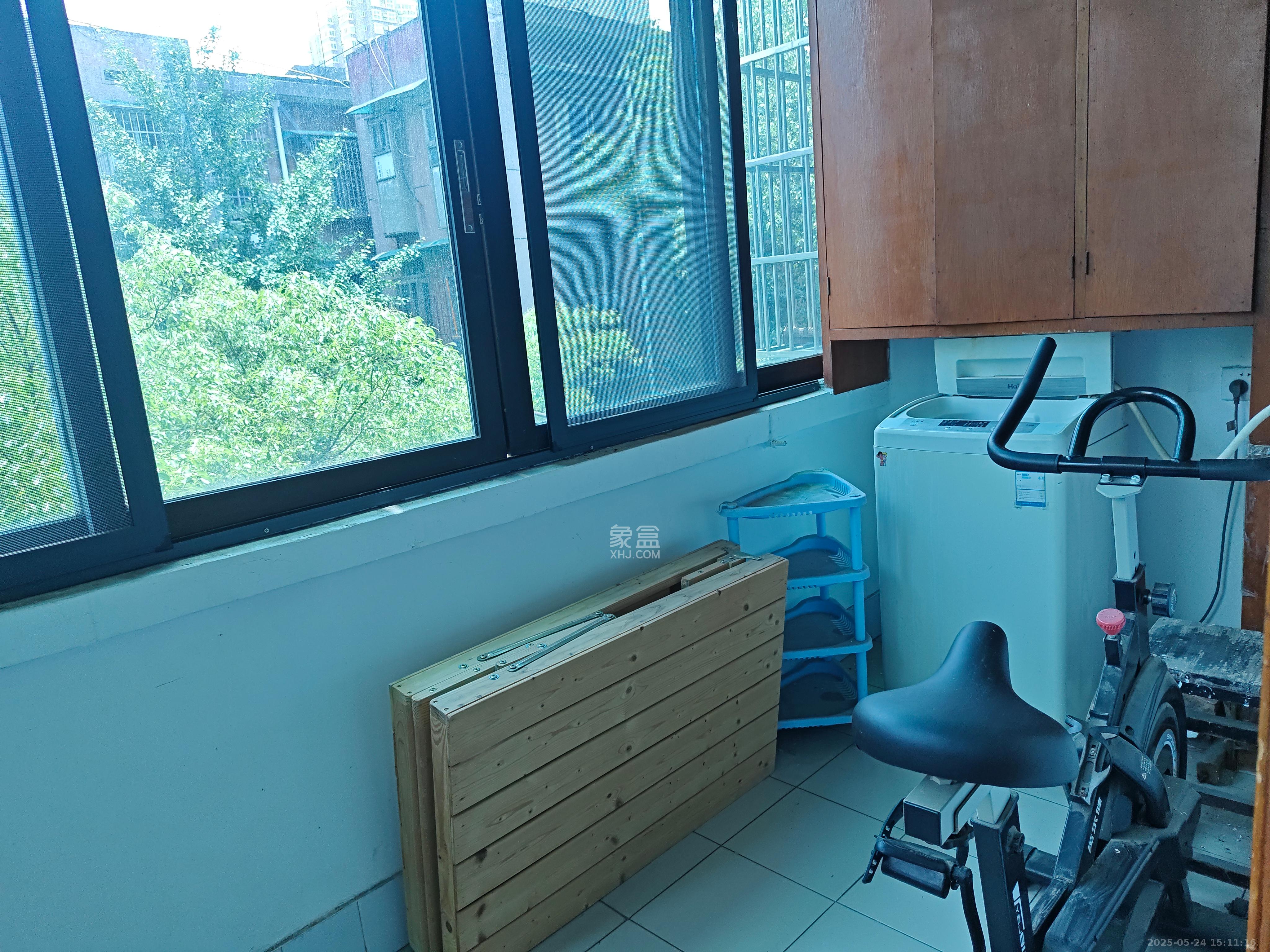 牛角塘社区  2室1厅1卫    1300.0元/月 牛角塘社区  2室1厅1卫    1300.0元/月室内图