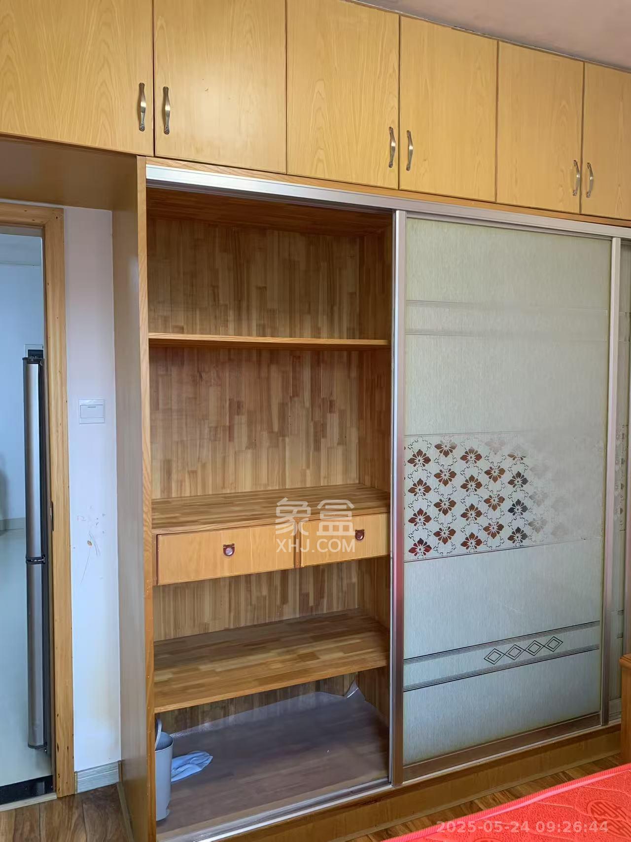 上峰苑（兰亭玥岛）  1室2厅1卫   1850.00元/月室内图