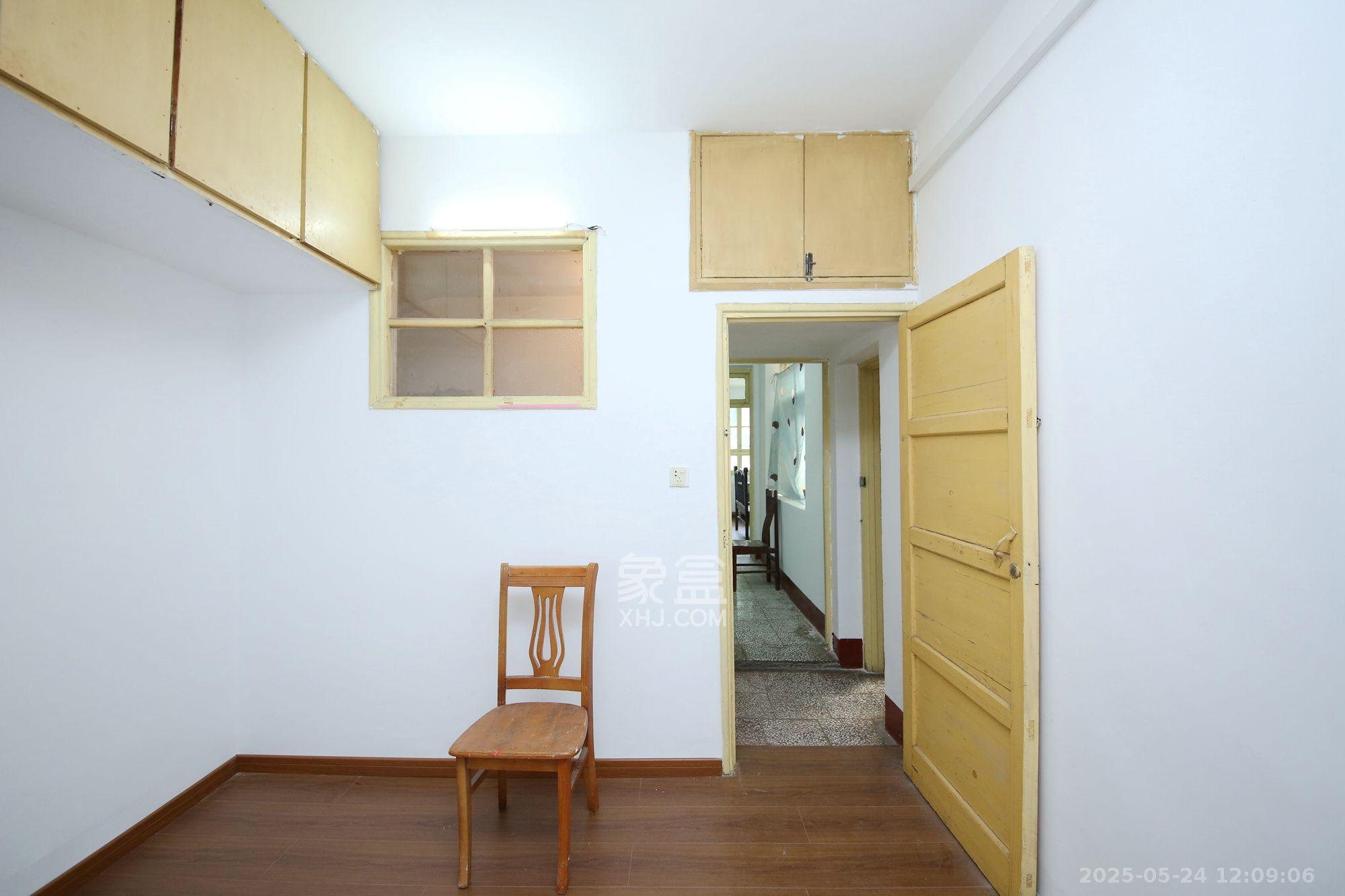 湖南省国防科技工业园(军工苑) 3室1厅1卫 2800.0元/月 湖南省国防科技工业园(军工苑) 3室1厅1卫 2800.0元/月室内图