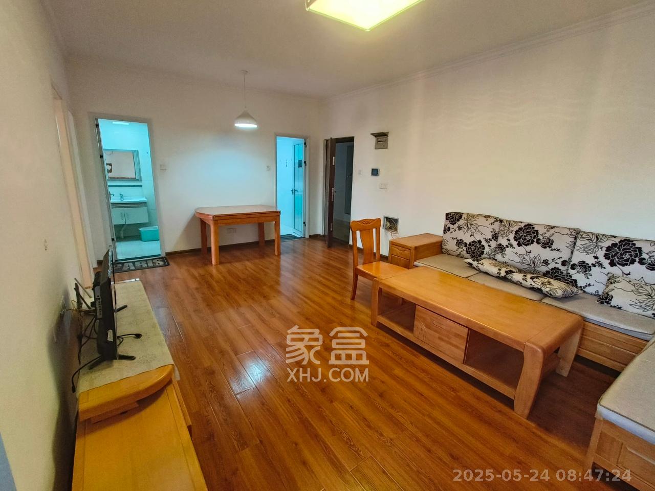 怡海星城  2室2厅1卫   1800.00元/月室内图1