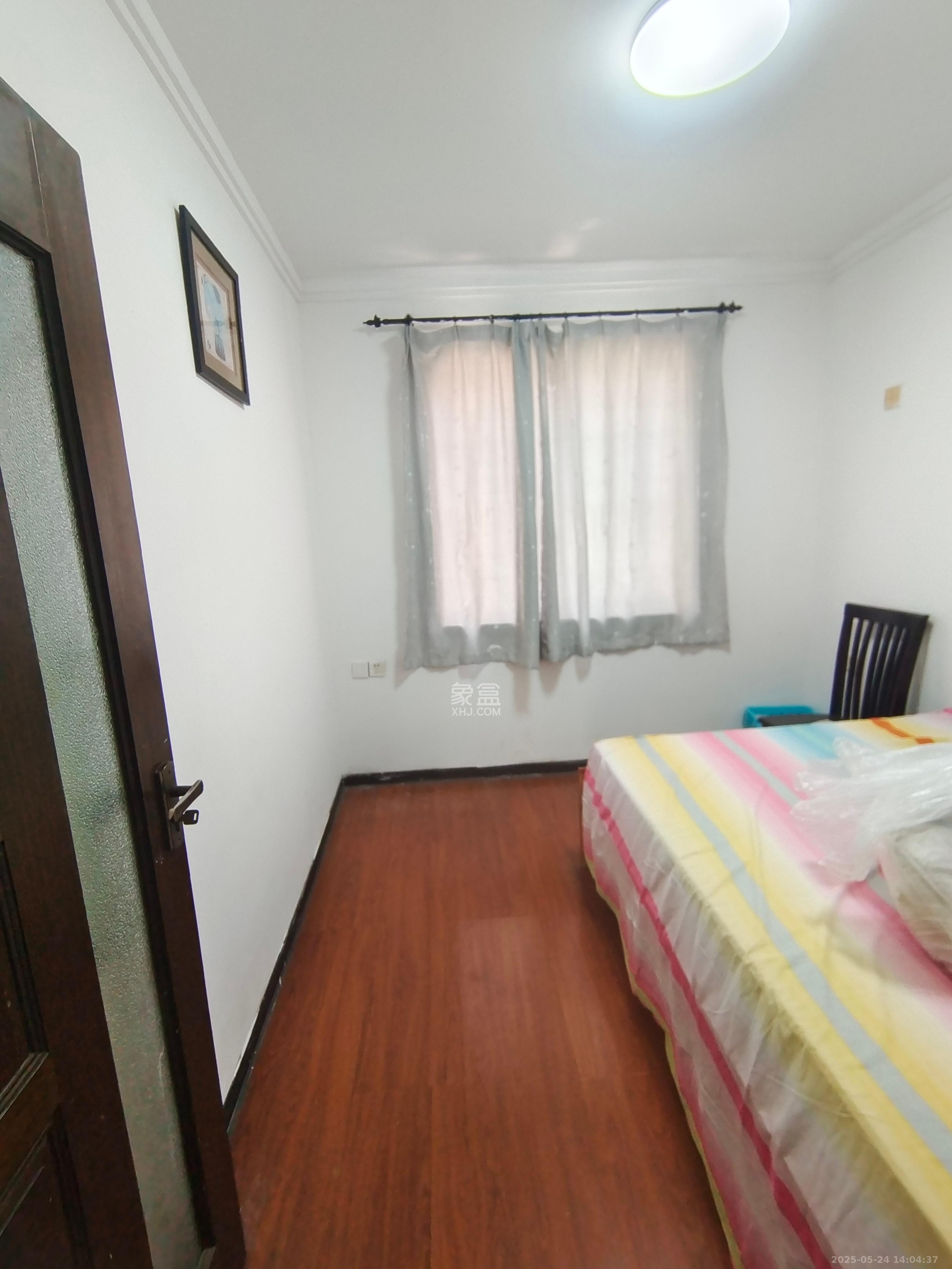 富绿新村  3室2厅2卫    1650.0元/月 富绿新村  3室2厅2卫    1650.0元/月室内图