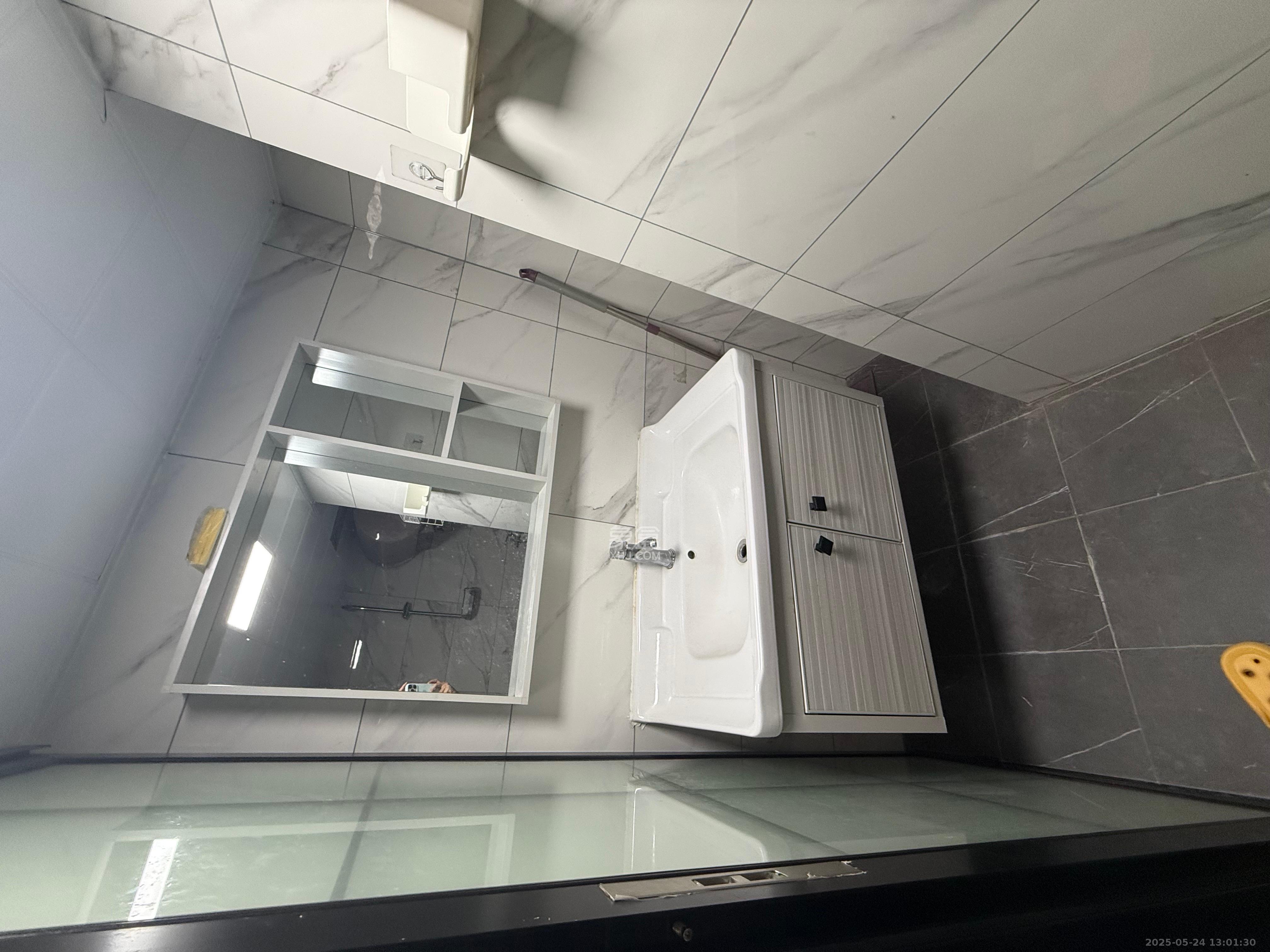 龙湖湘江星座（祺鑫星座公寓）  1室0厅0卫    2500.0元/月室内图