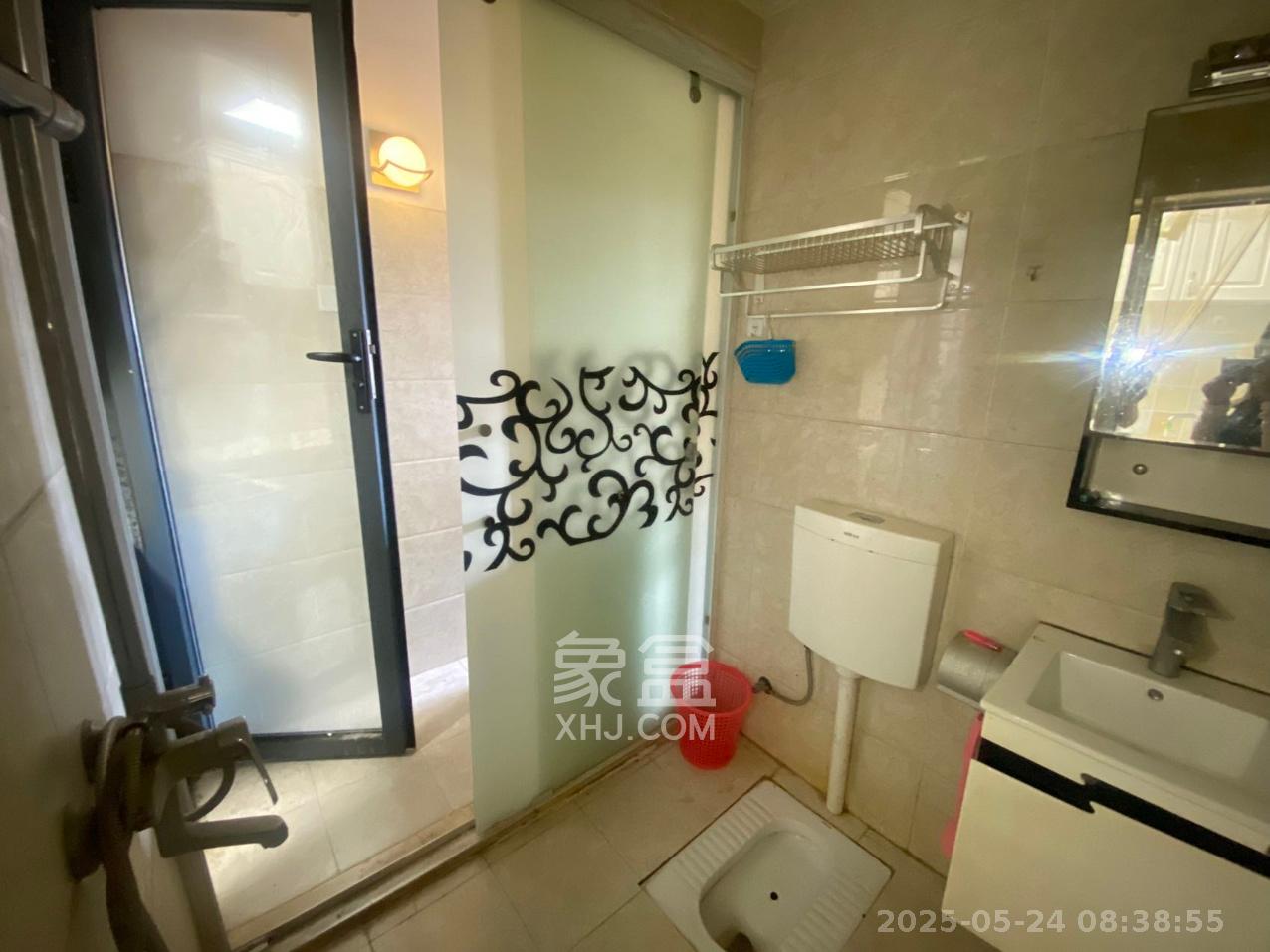 中建芙蓉工社  2室2厅1卫   1600.00元/月室内图