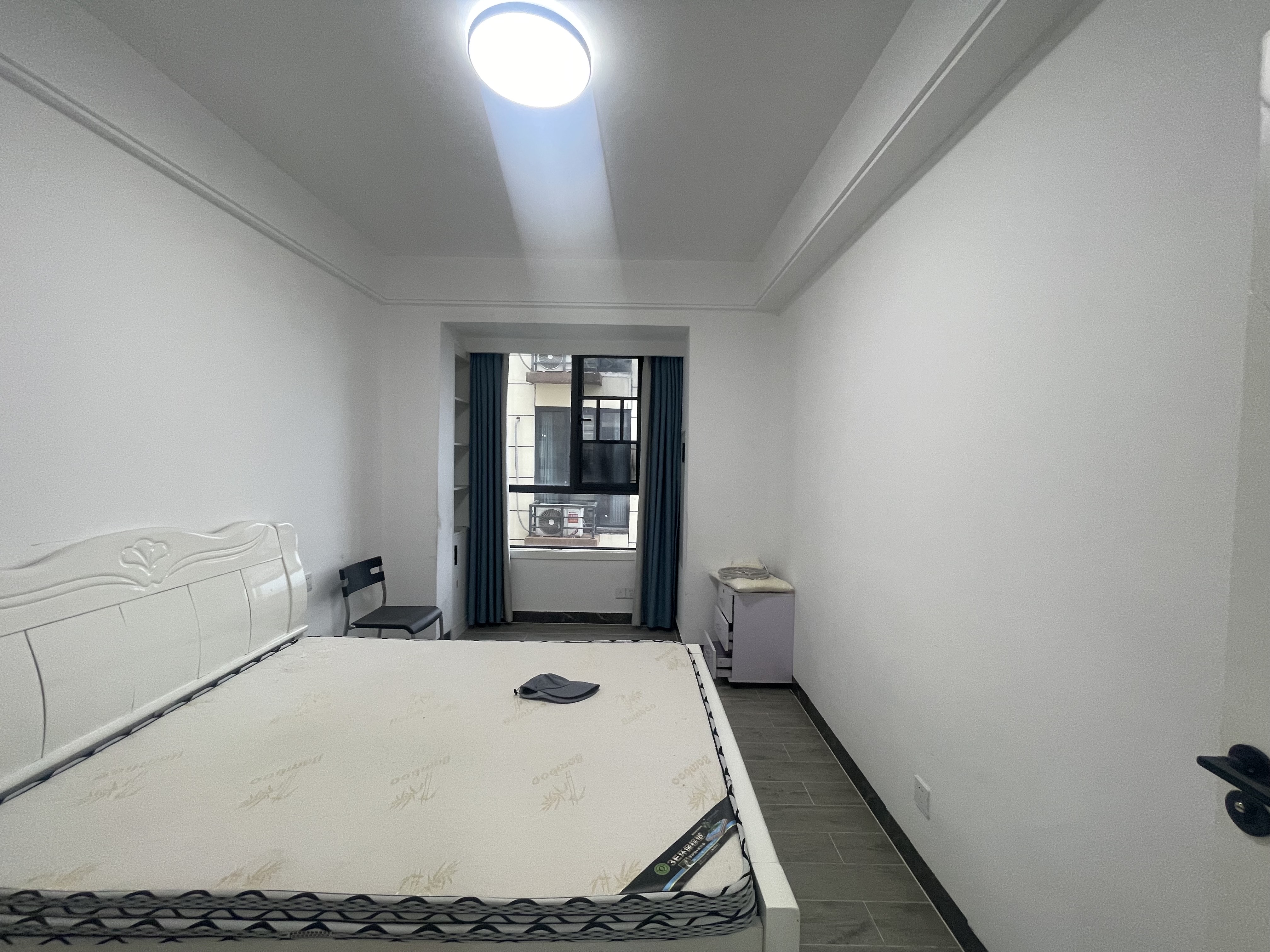 天成国际 3室2厅2卫 2000.0元/月 天成国际 3室2厅2卫 2000.0元/月室内图