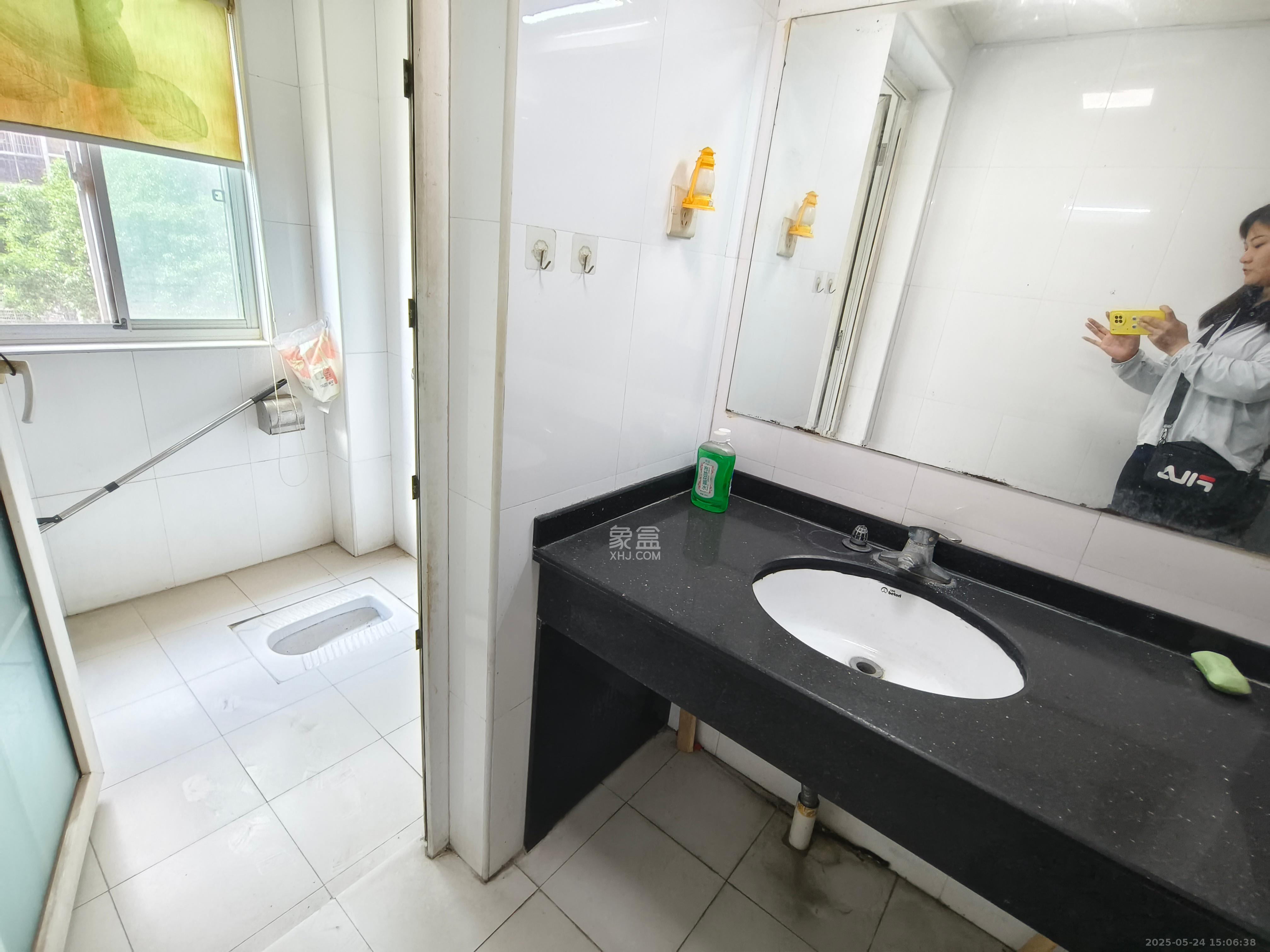 星城雅郡 4室2厅2卫 1800.0元/月 星城雅郡 4室2厅2卫 1800.0元/月室内图