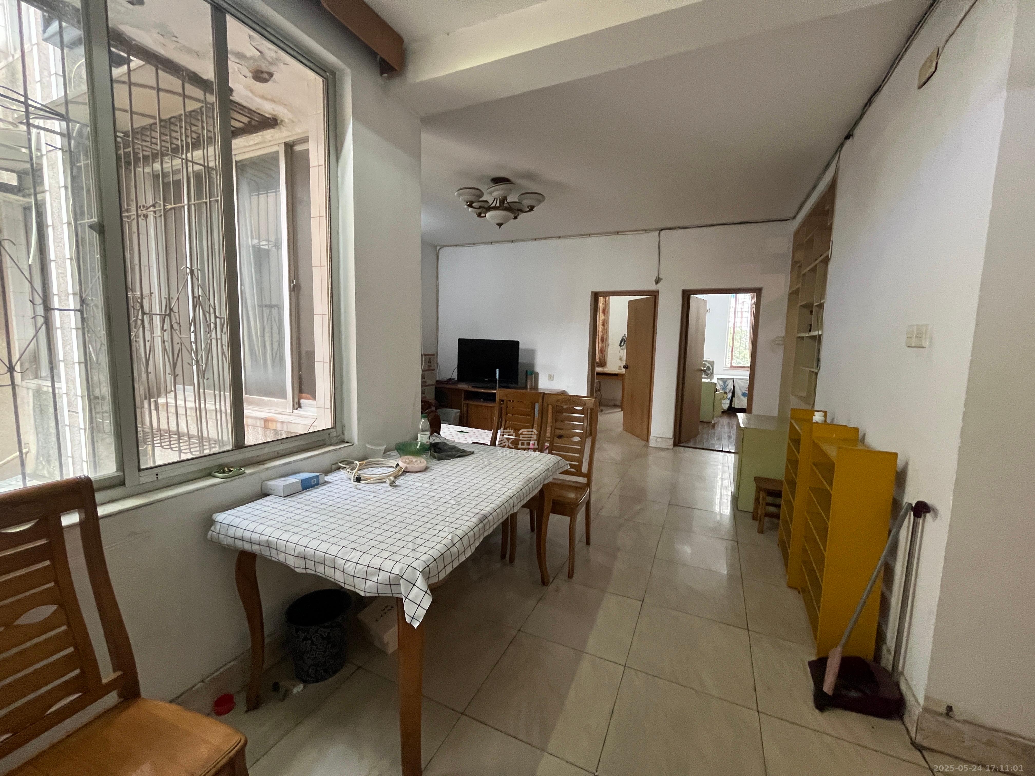 金科园  3室2厅1卫    1900.0元/月室内图